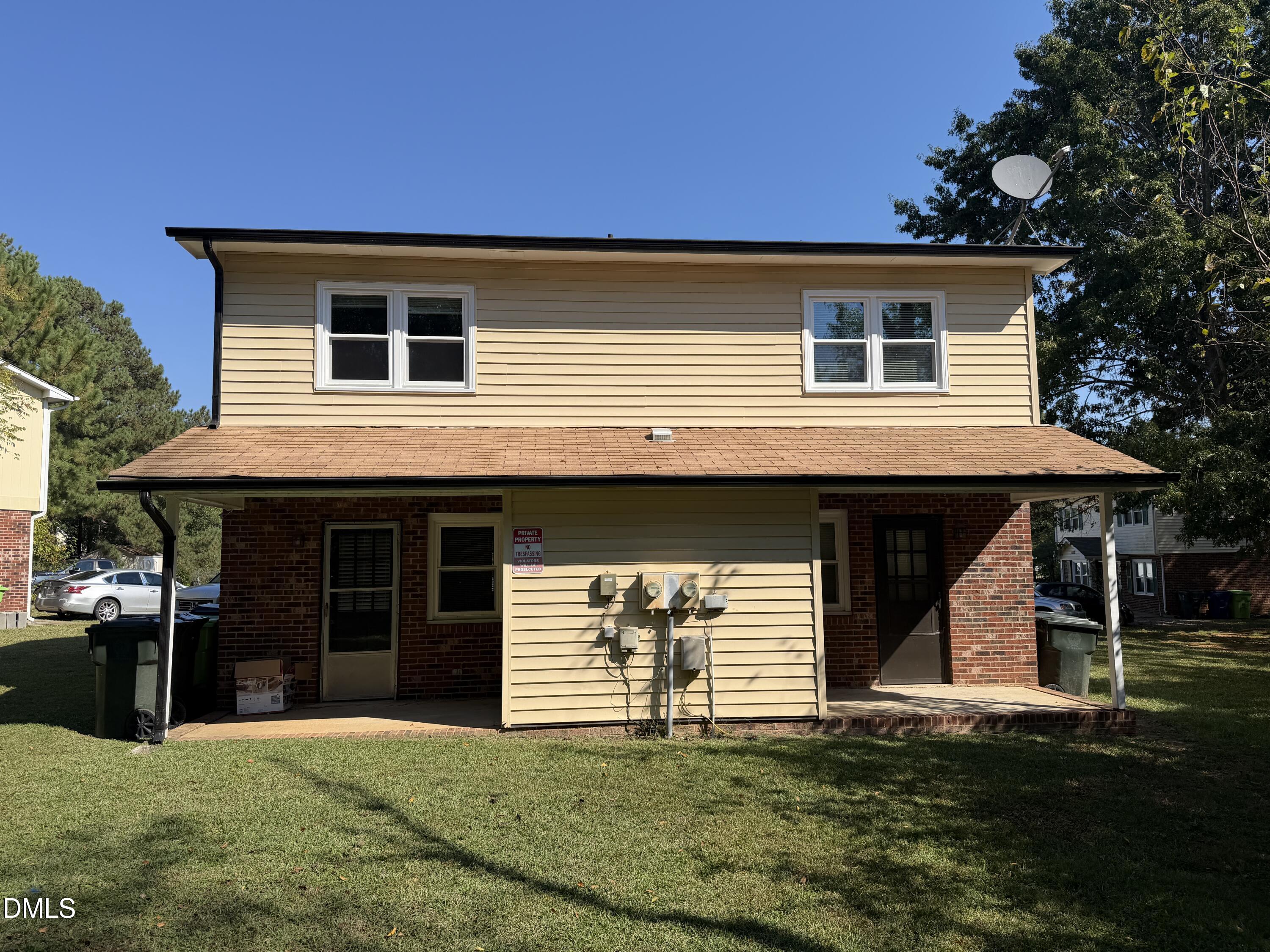 617 Safran Court Property Photo 6