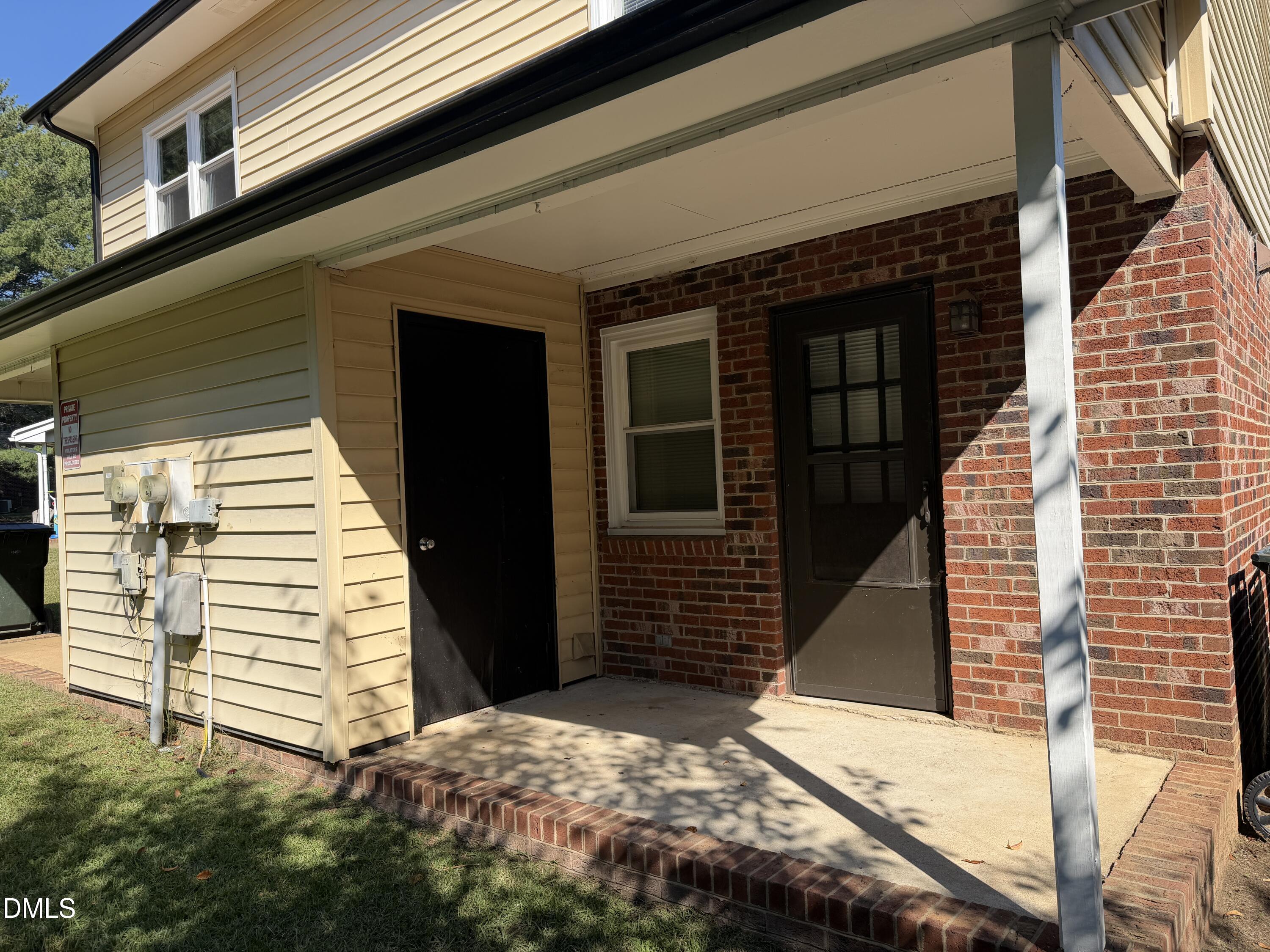 617 Safran Court Property Photo 8