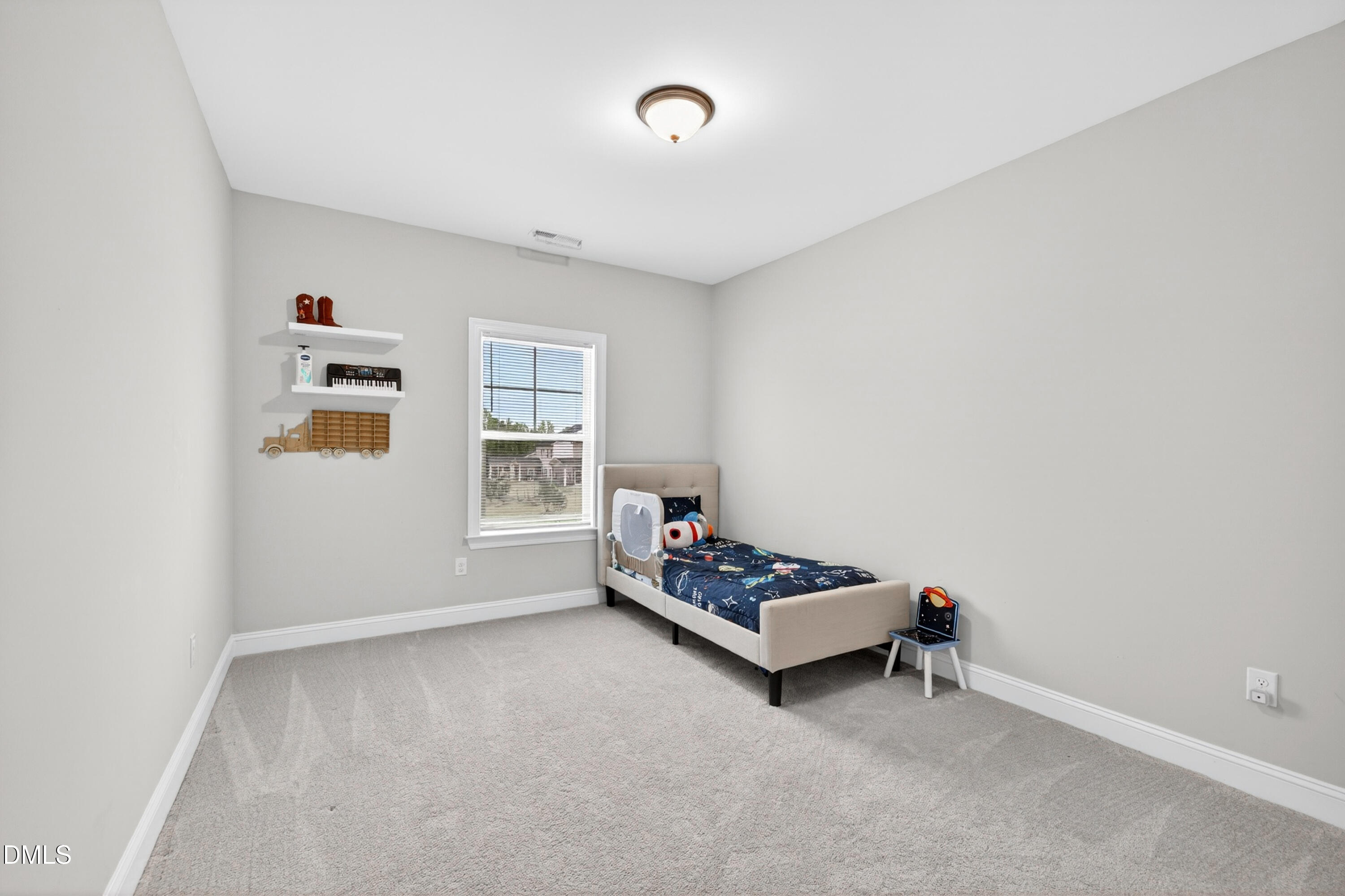 203 Sea Cave Lane Property Photo 18