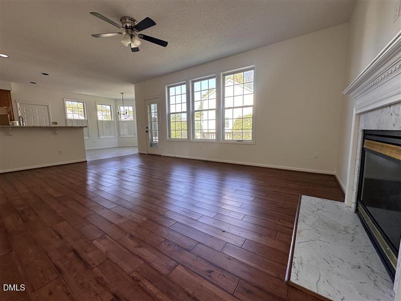 101 Hewitt Court Property Photo 8