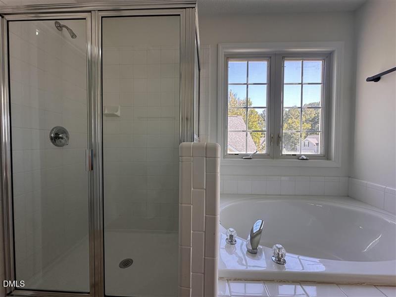 101 Hewitt Court Property Photo 15