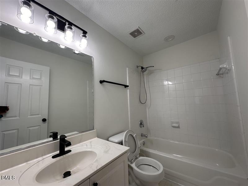 101 Hewitt Court Property Photo 22