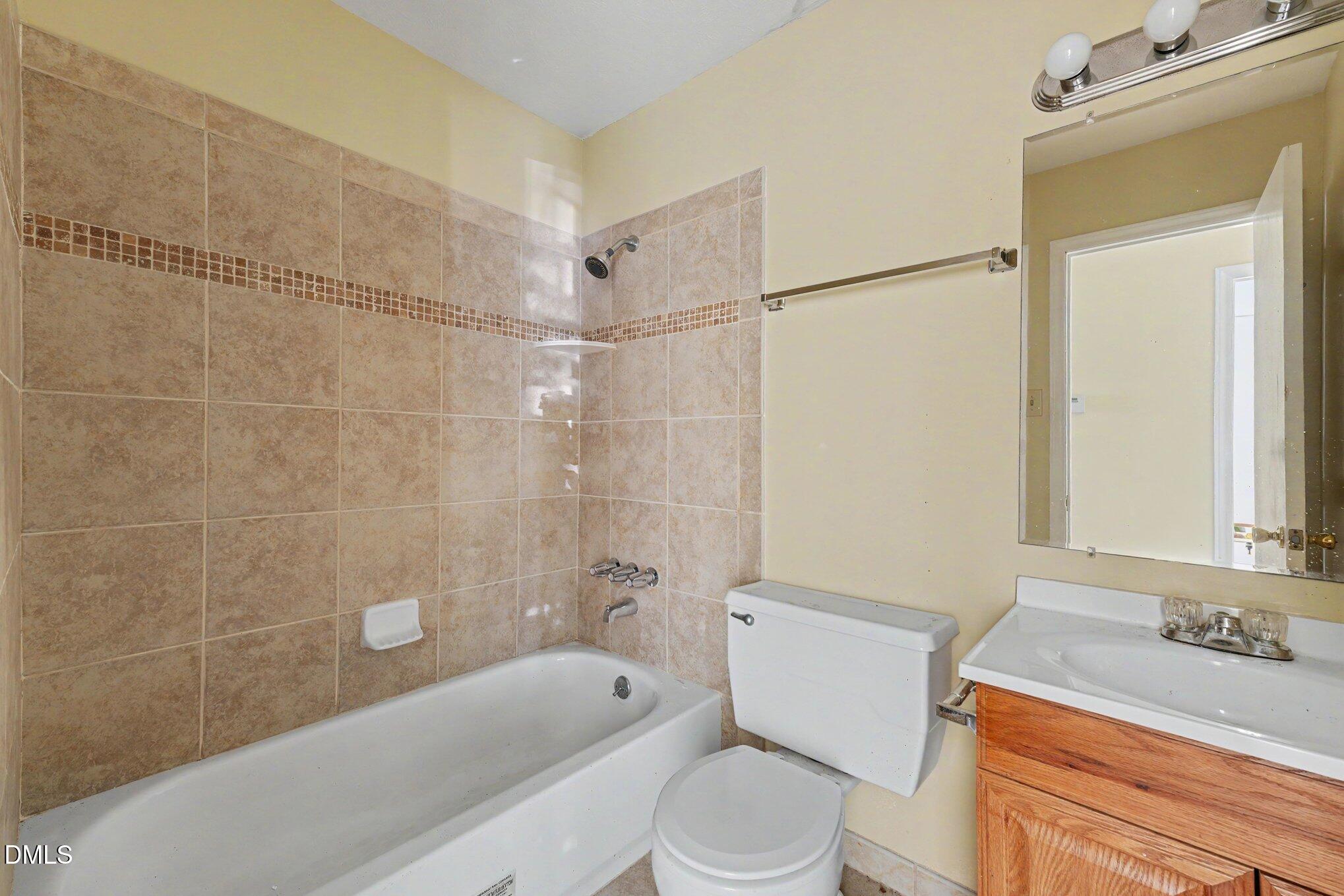 5320 Bluewater Place Property Photo 13