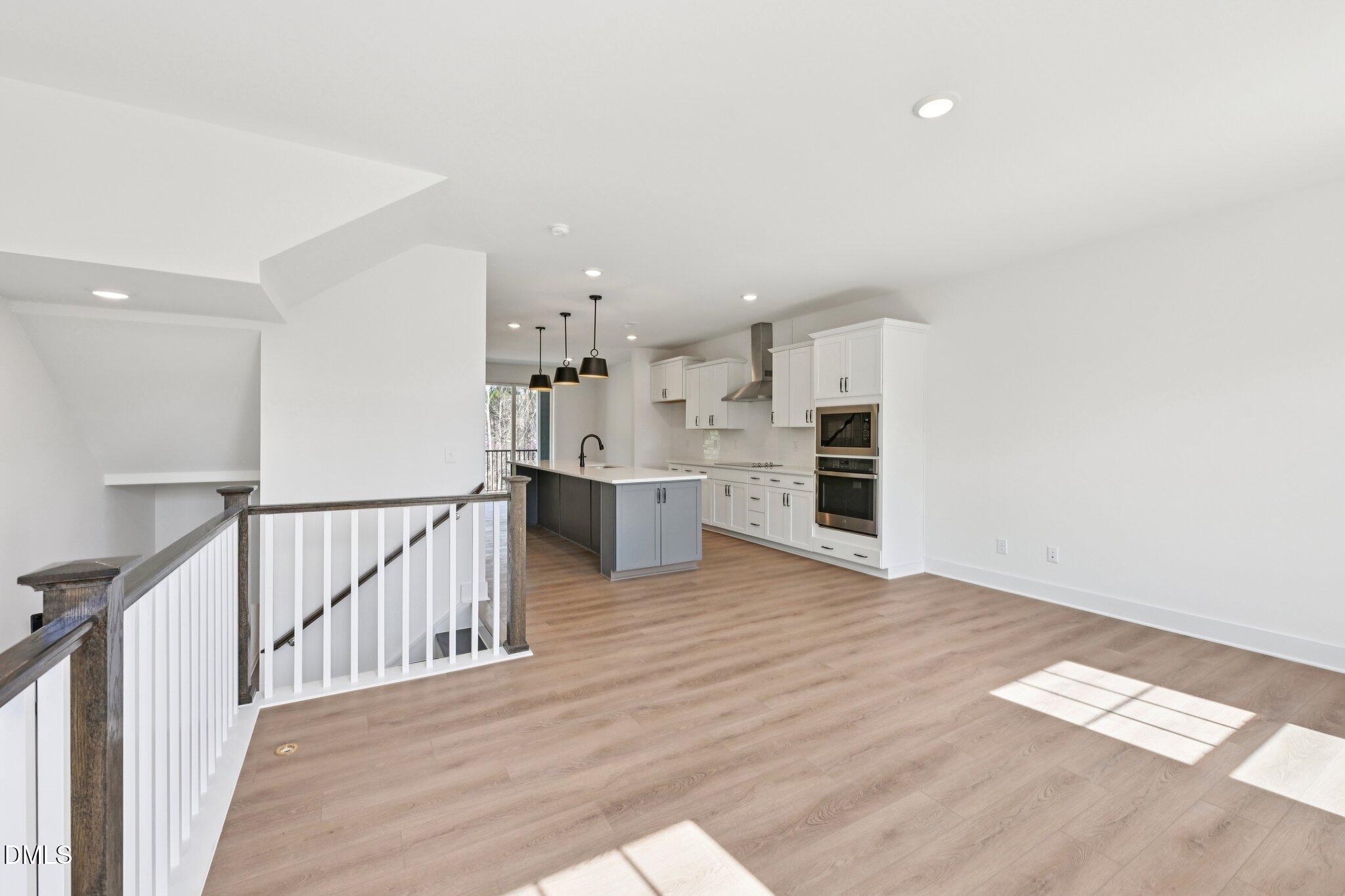 10921 Bayflower Way Property Photo 7