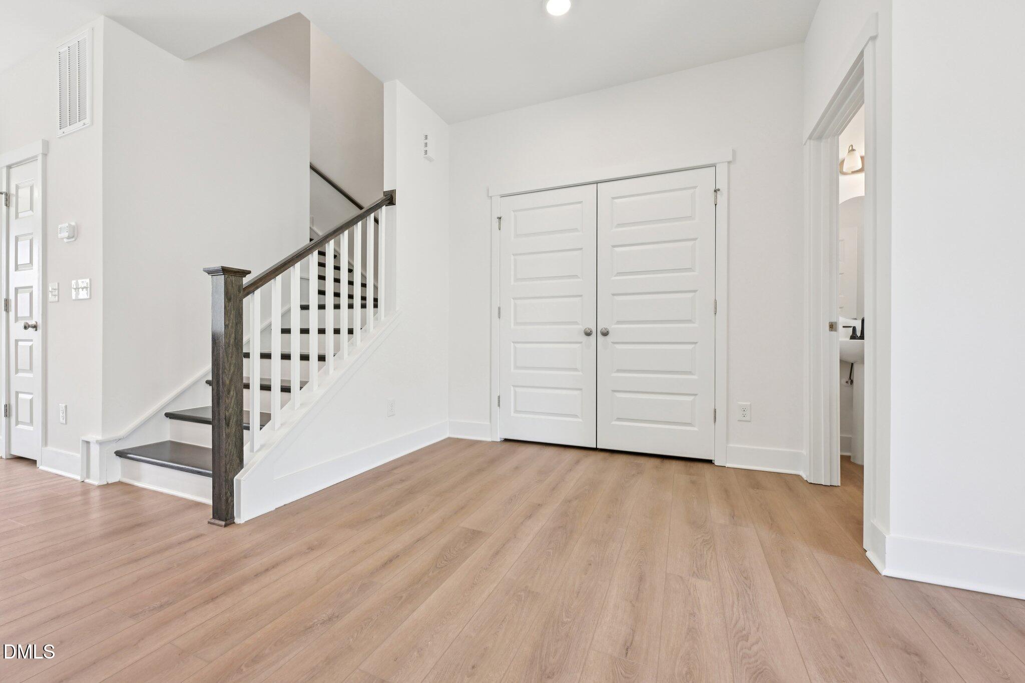 10921 Bayflower Way Property Photo 8