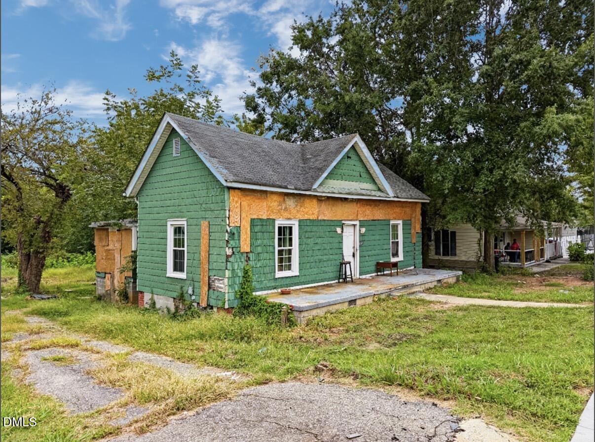1103 S Alston Avenue Property Photo 2