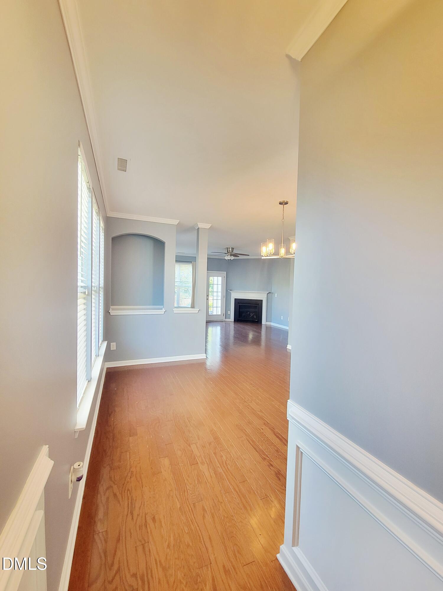 2952 Casona Way Property Photo 2