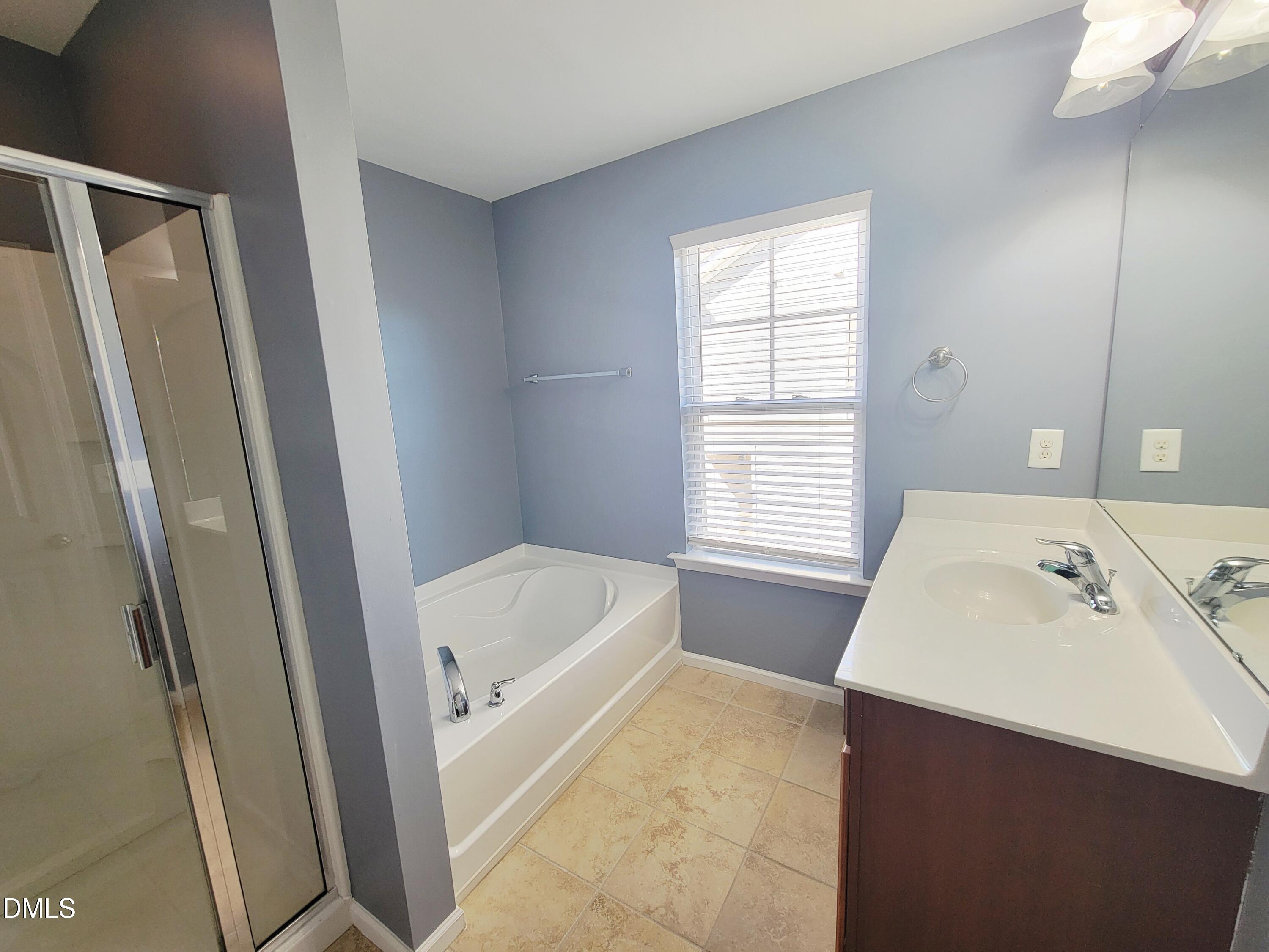 2952 Casona Way Property Photo 30