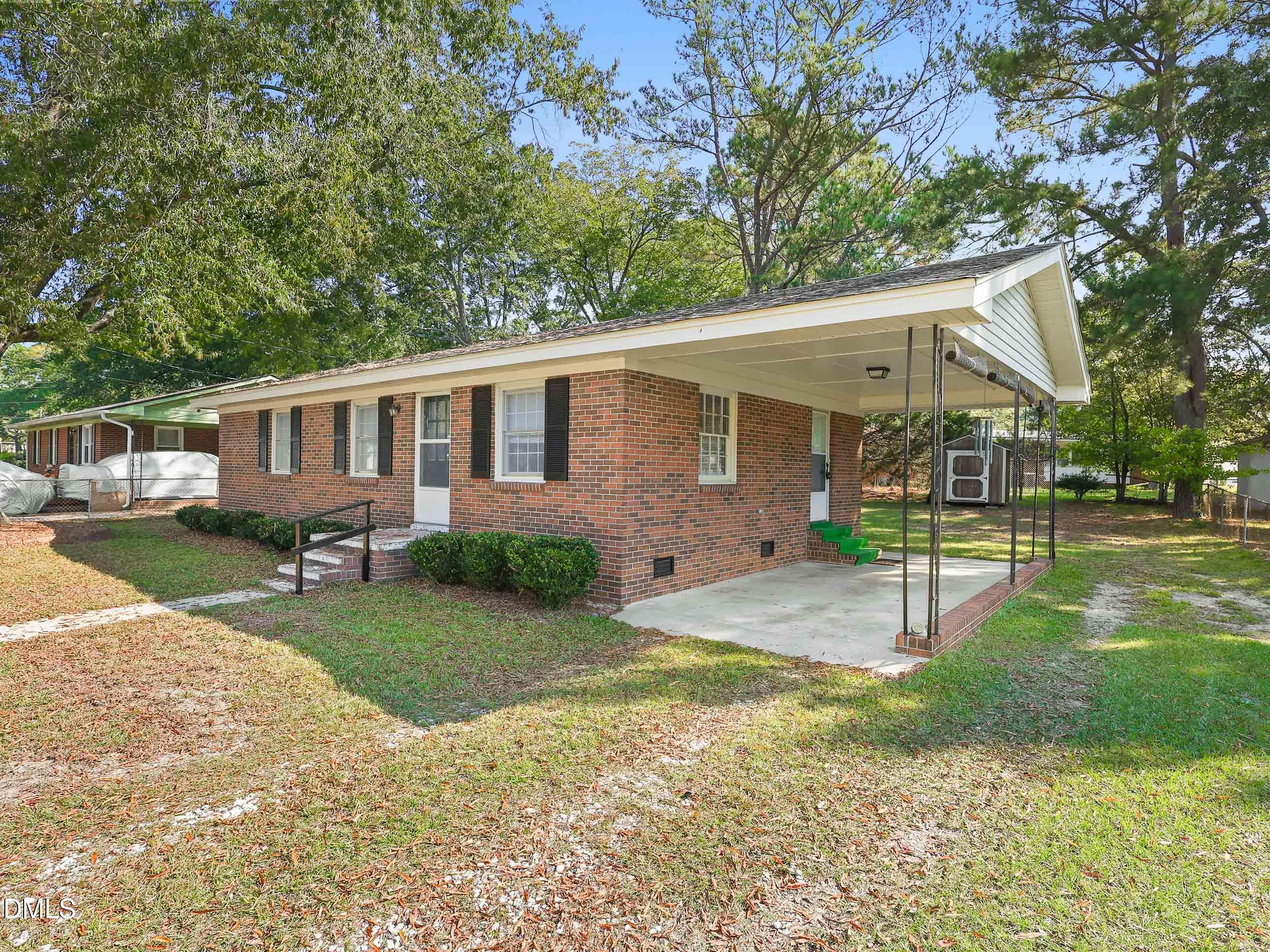 817 S Brake Street Property Photo 2