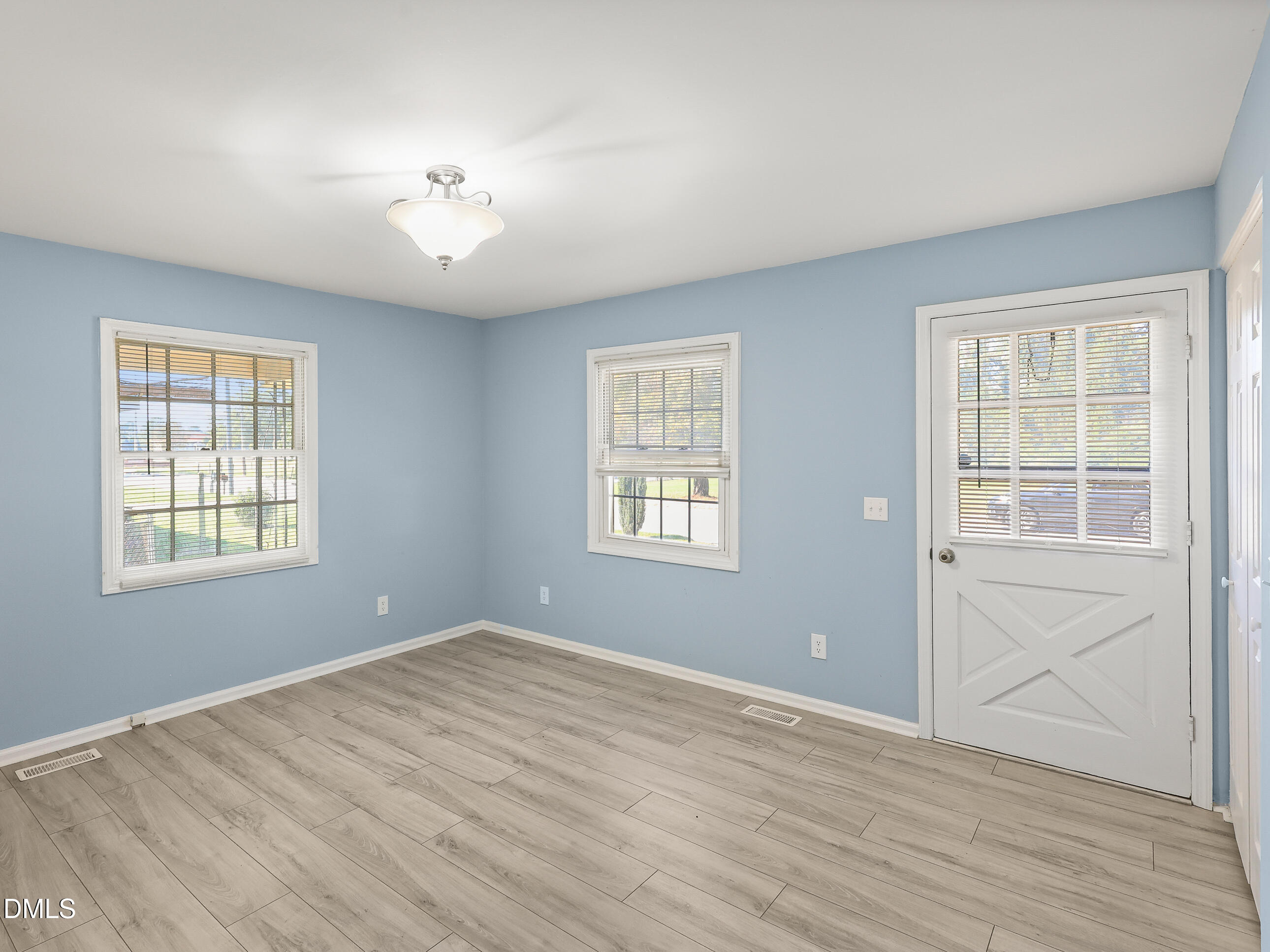 817 S Brake Street Property Photo 4