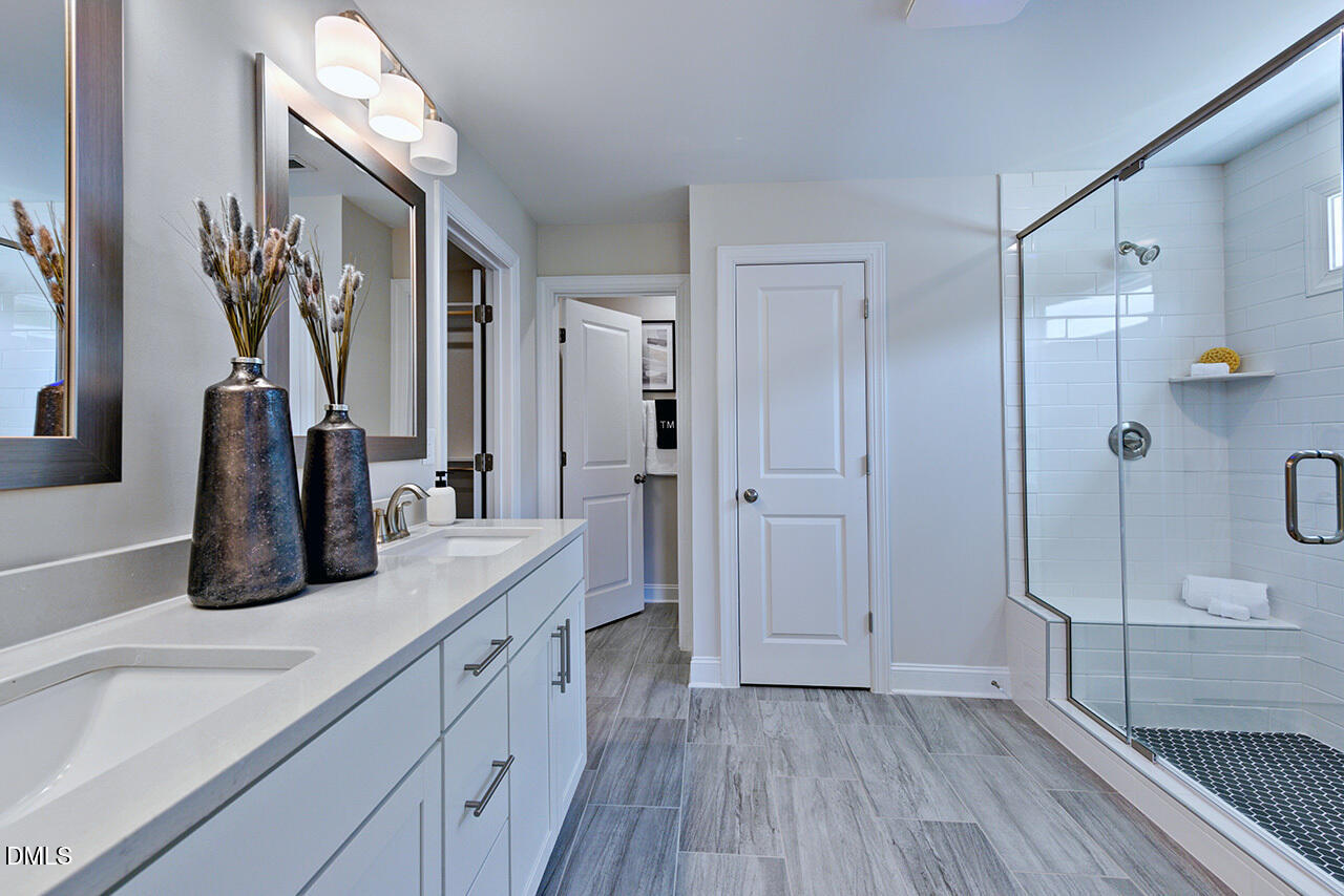 108 Rivulet Court Property Photo 4