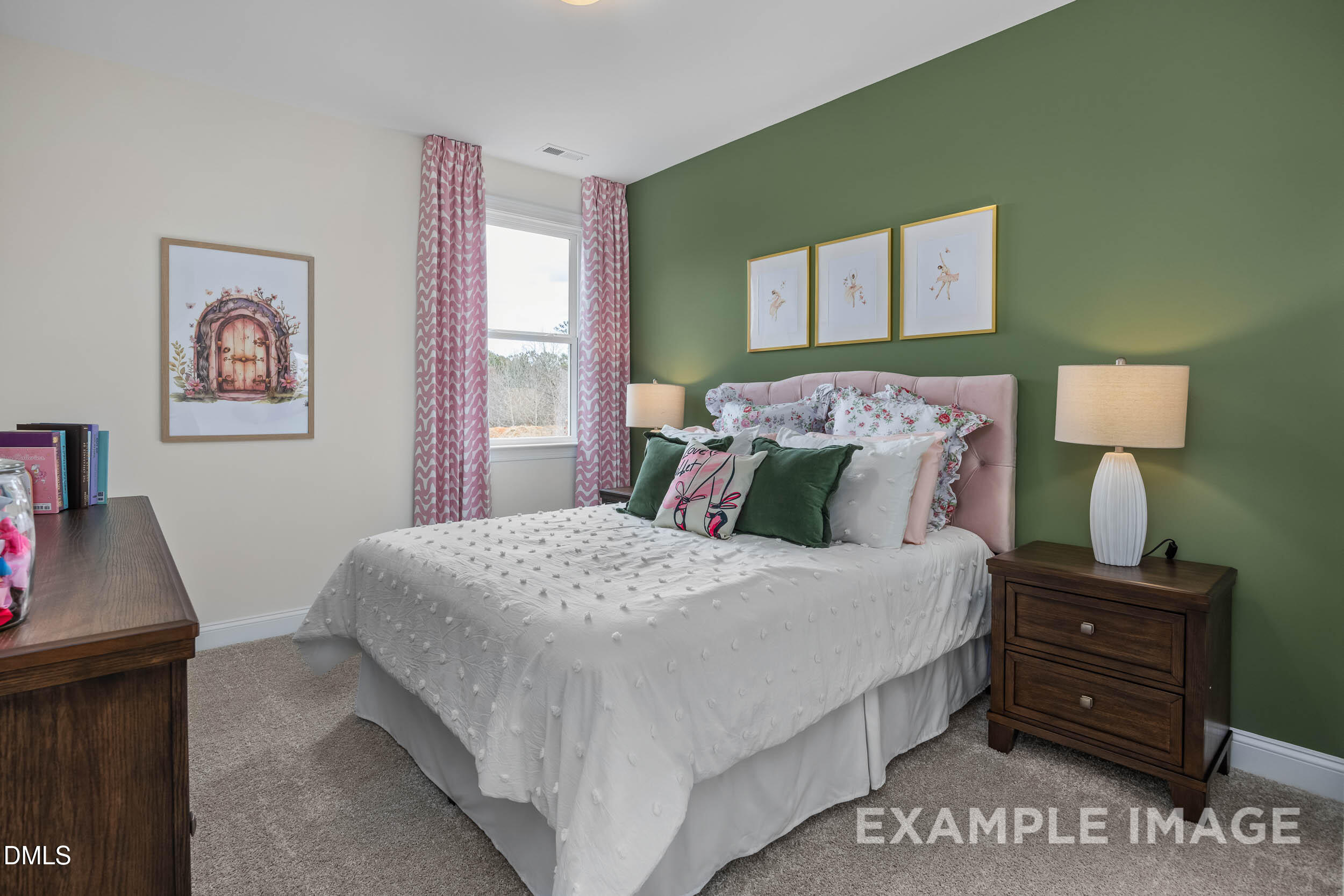 105 Gallant Pnes Drive Property Photo 15