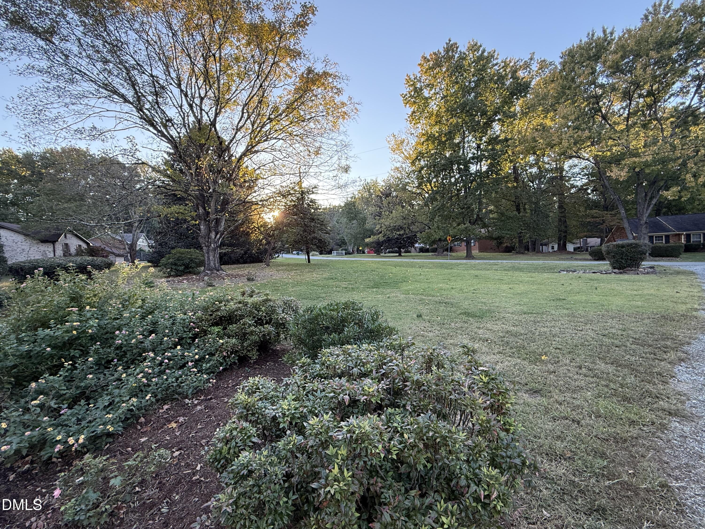 5318 Laurent Drive Property Photo 7