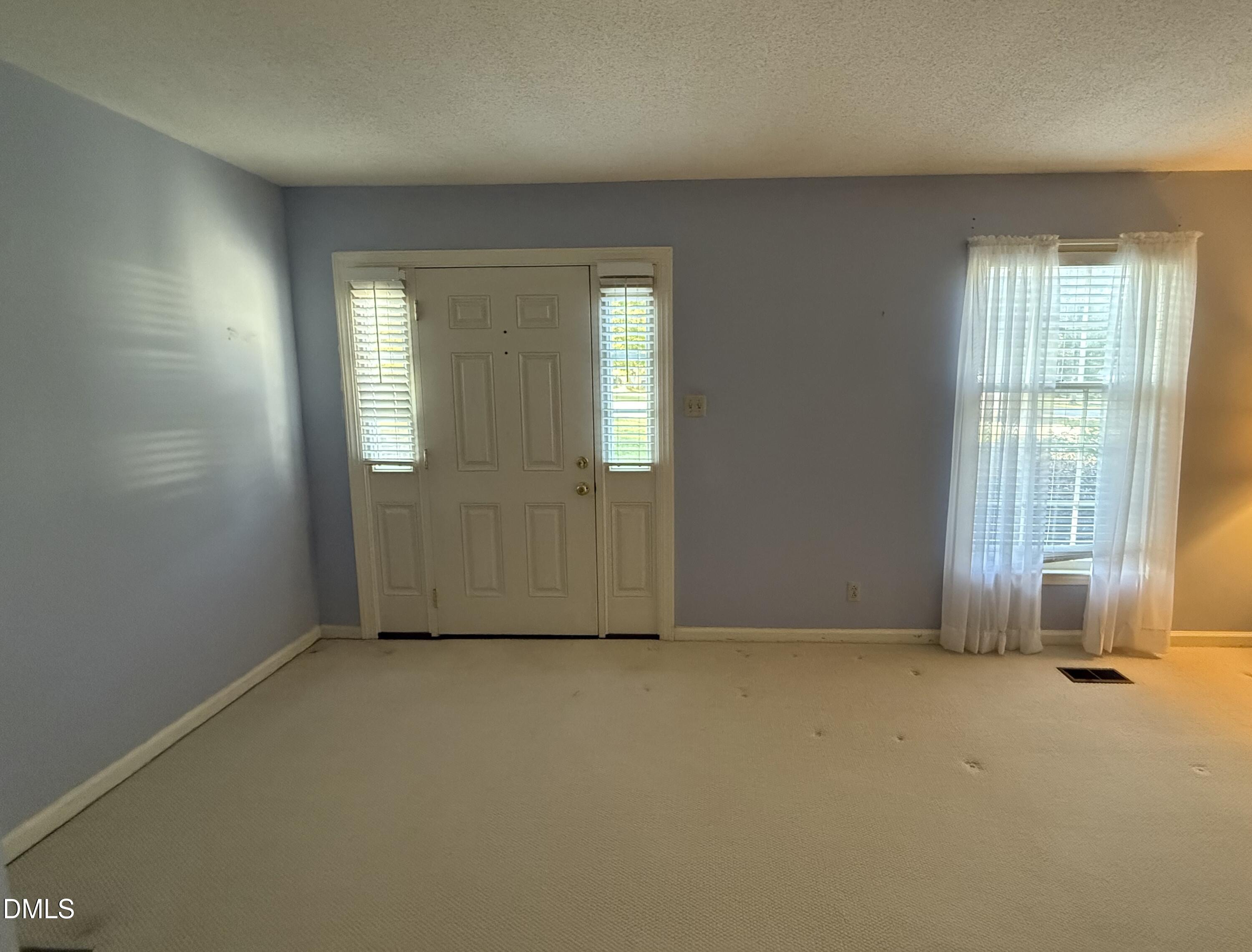 5318 Laurent Drive Property Photo 8