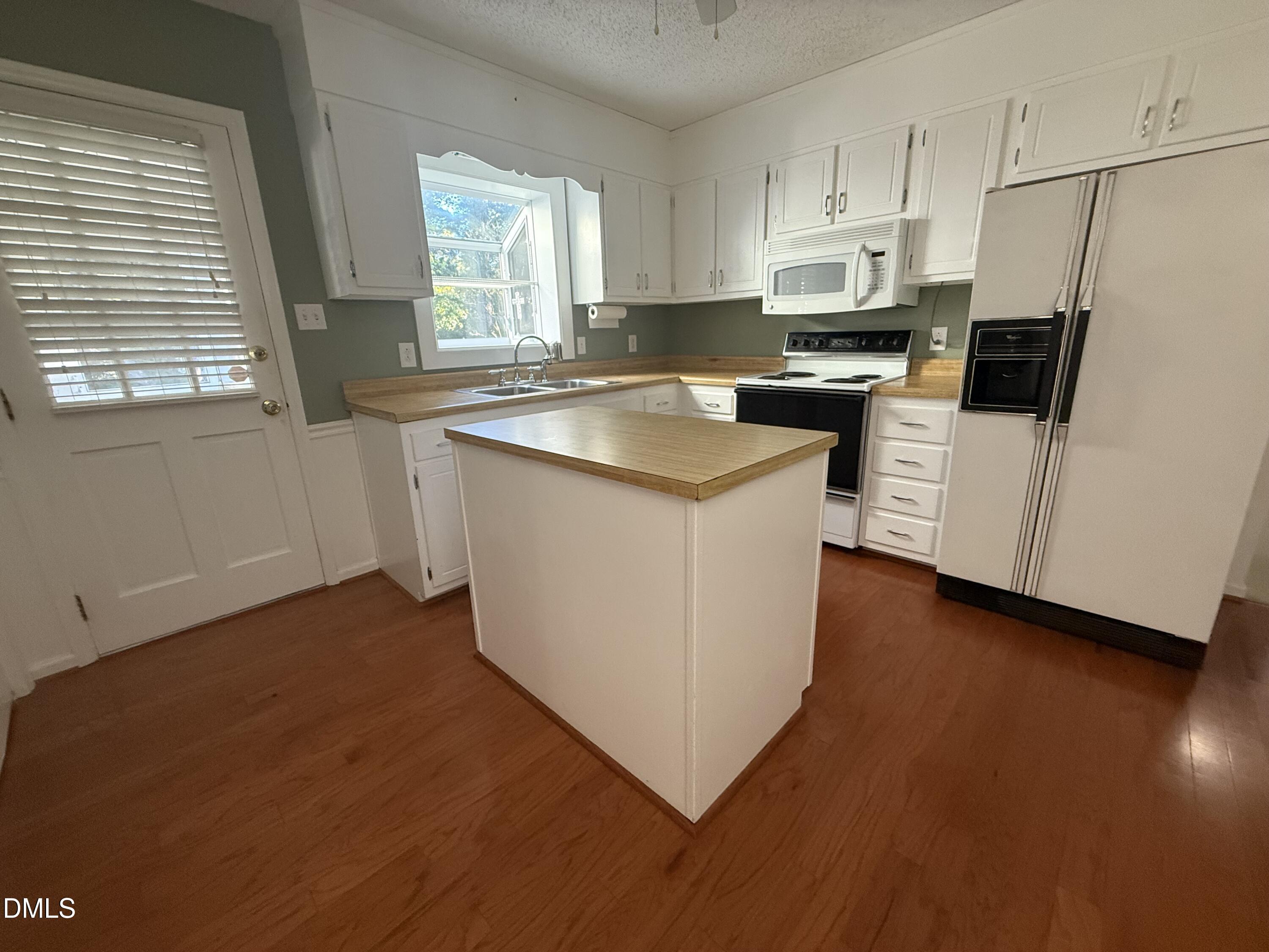 5318 Laurent Drive Property Photo 32