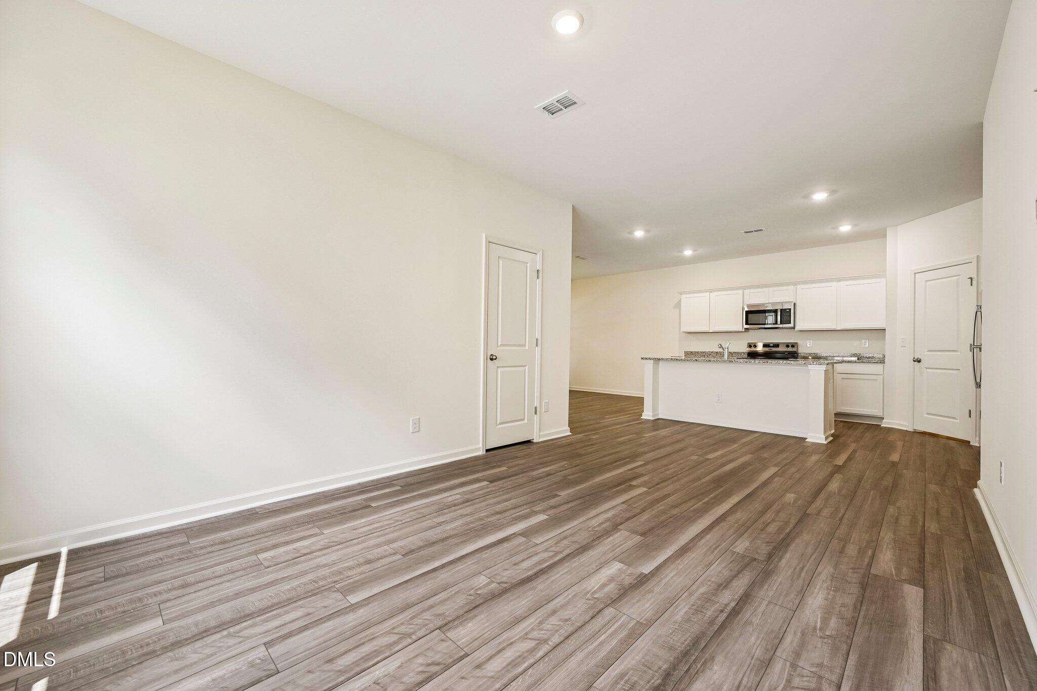 862 Hanford Landing Drive Property Photo 19