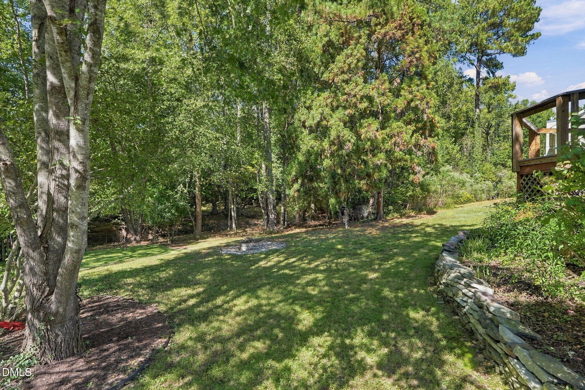 8813 Braceridge Road Property Photo 5