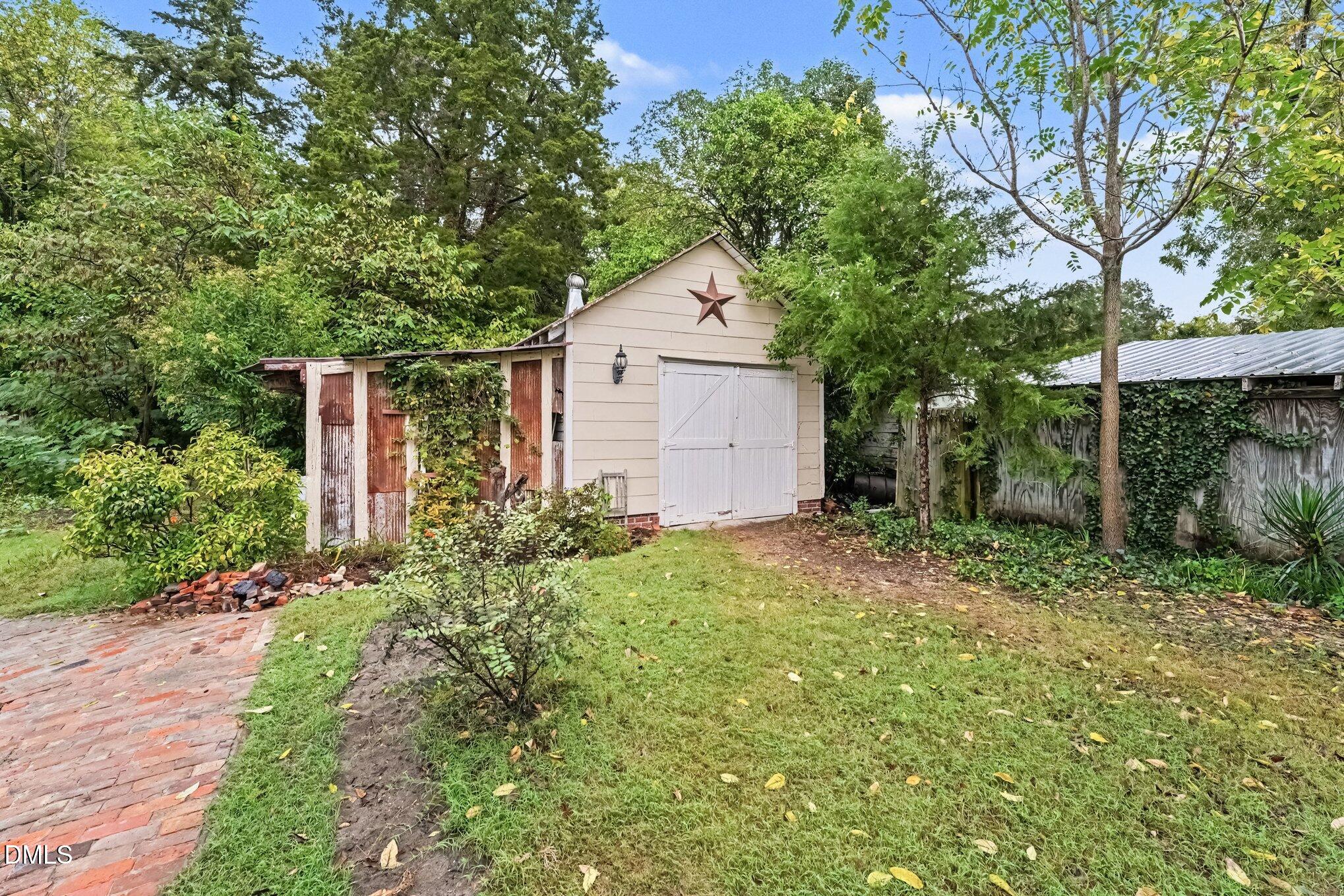 315 Park Avenue Property Photo 5