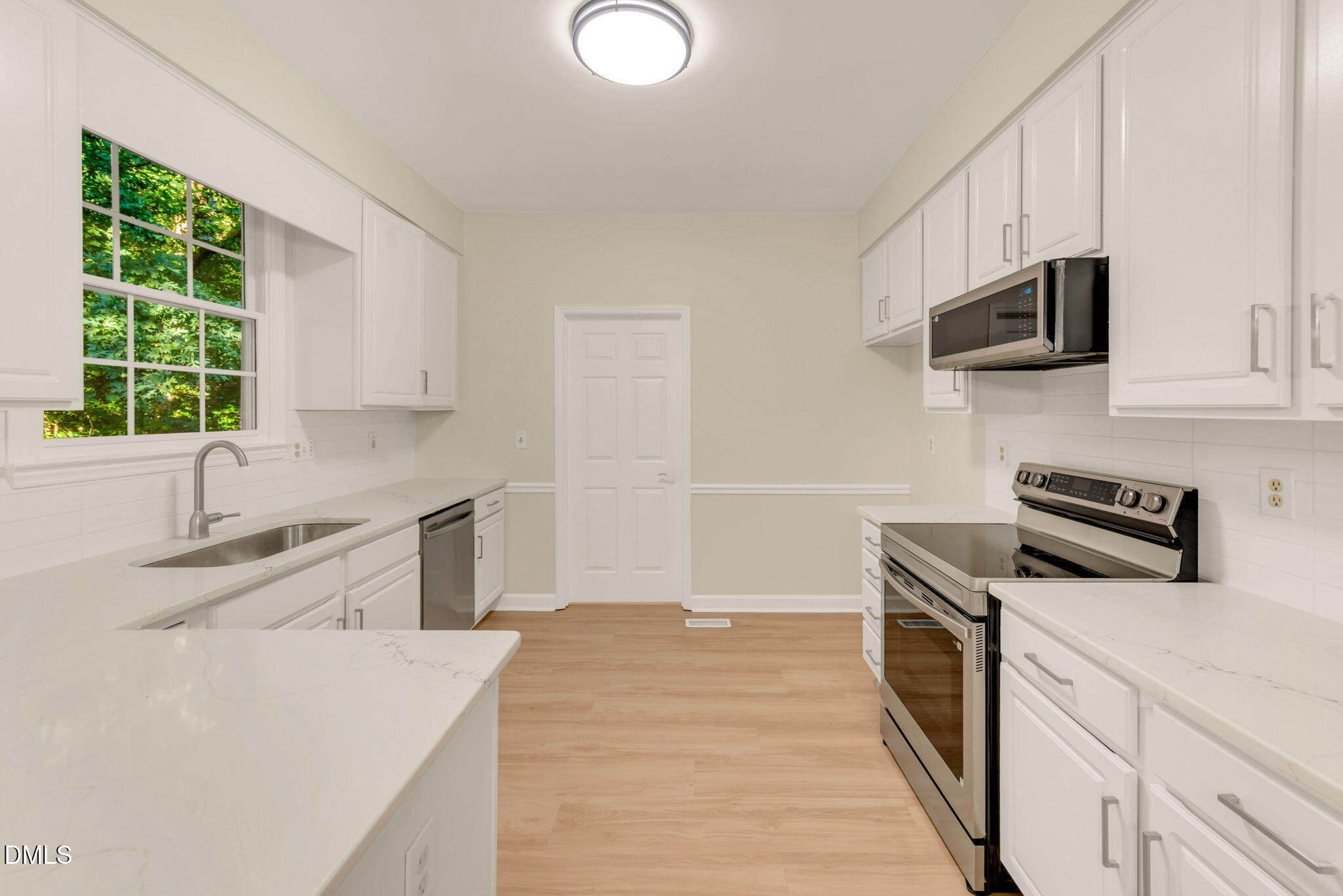 2712 Bexley Avenue Property Photo 13