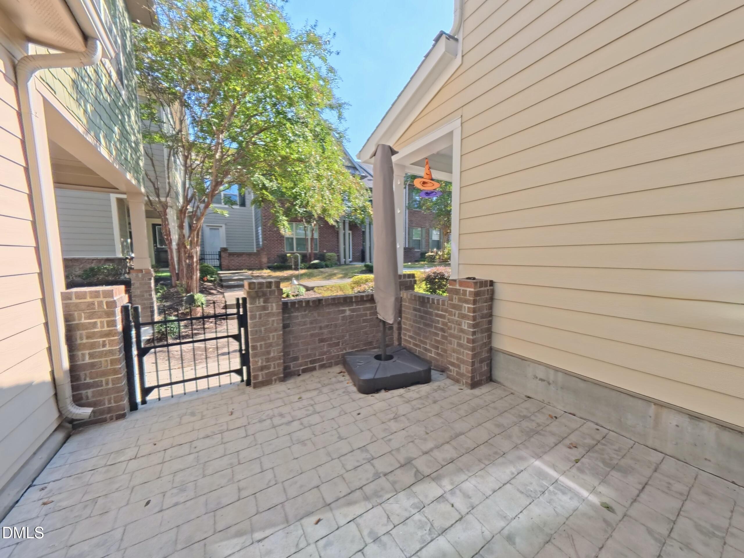 9101 Murrillo Walk Property Photo 3