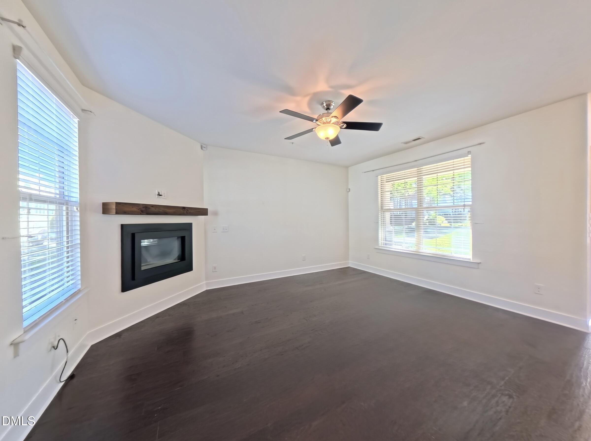 9101 Murrillo Walk Property Photo 5