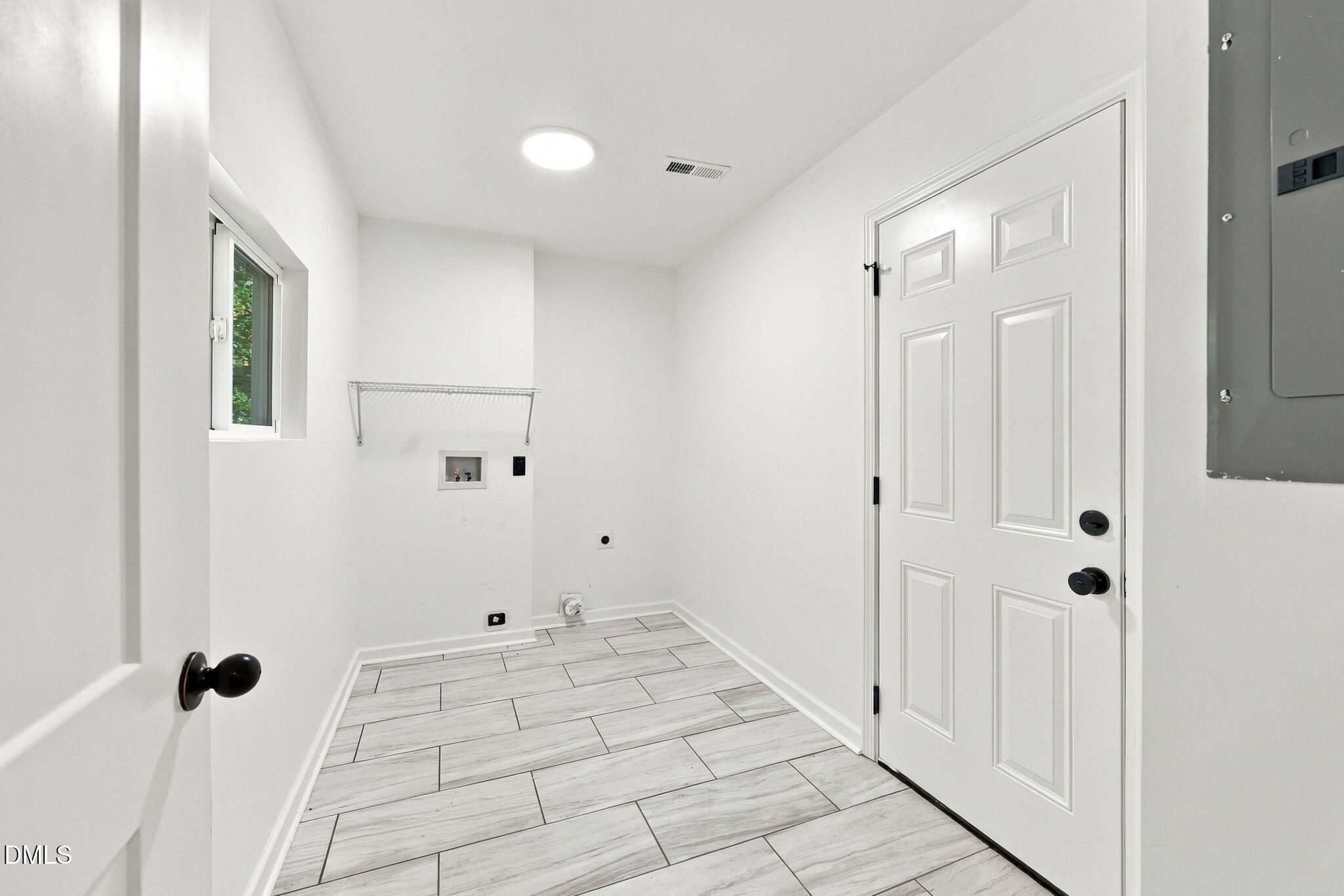 242 Oakdale Avenue Property Photo 18