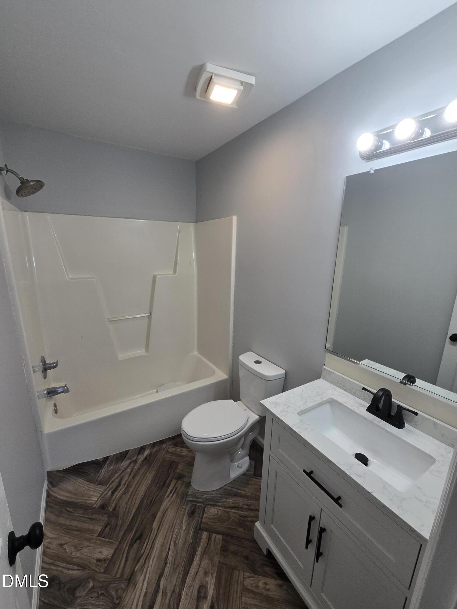 627 Kenneth Road Property Photo 18