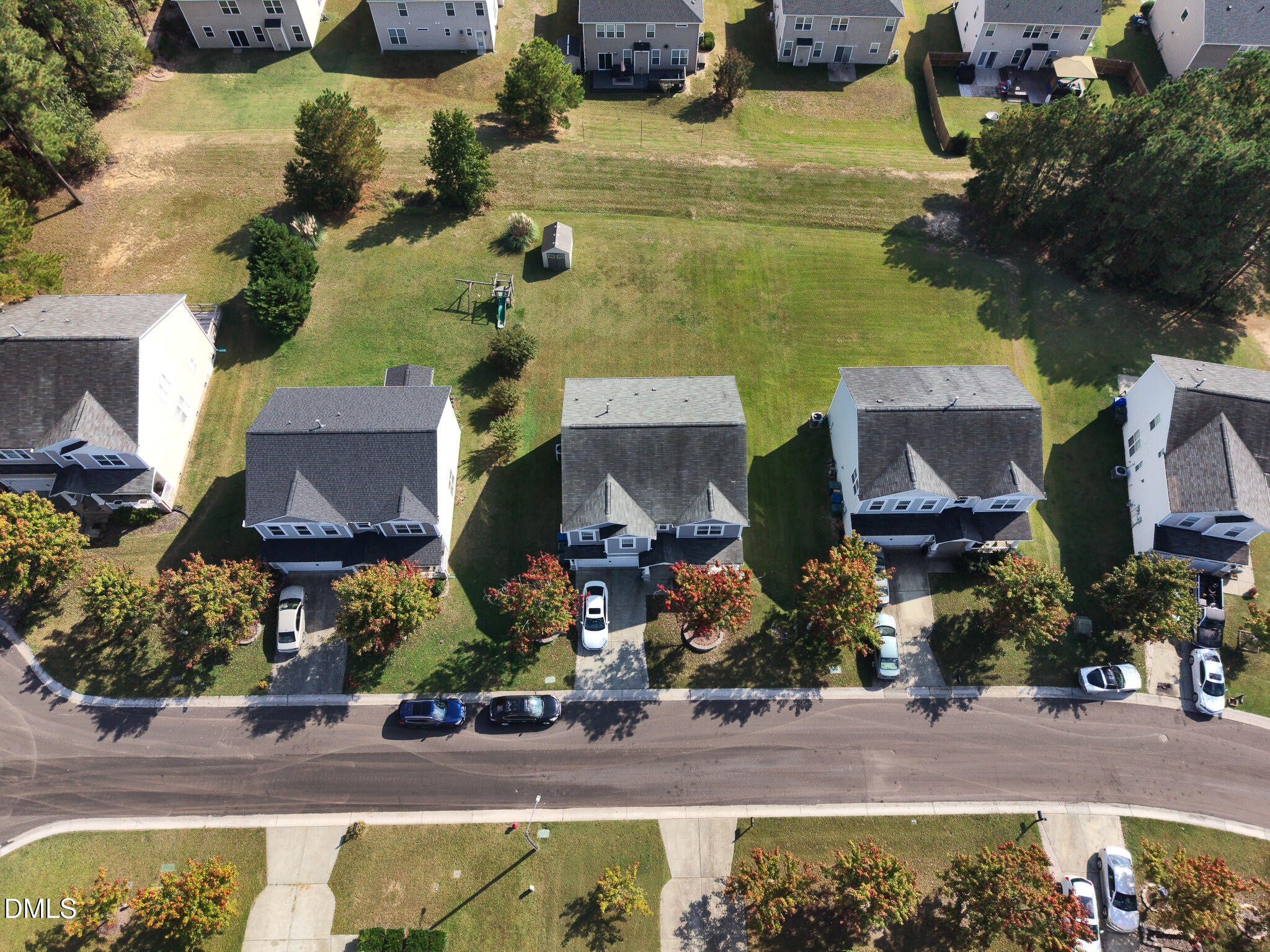 8 Serenity Court Property Photo 1