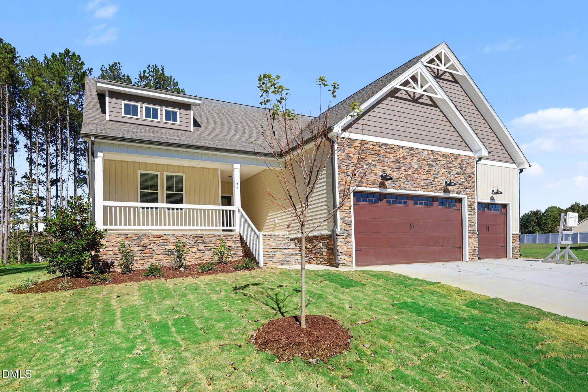 76 Beanie Court Property Photo 2