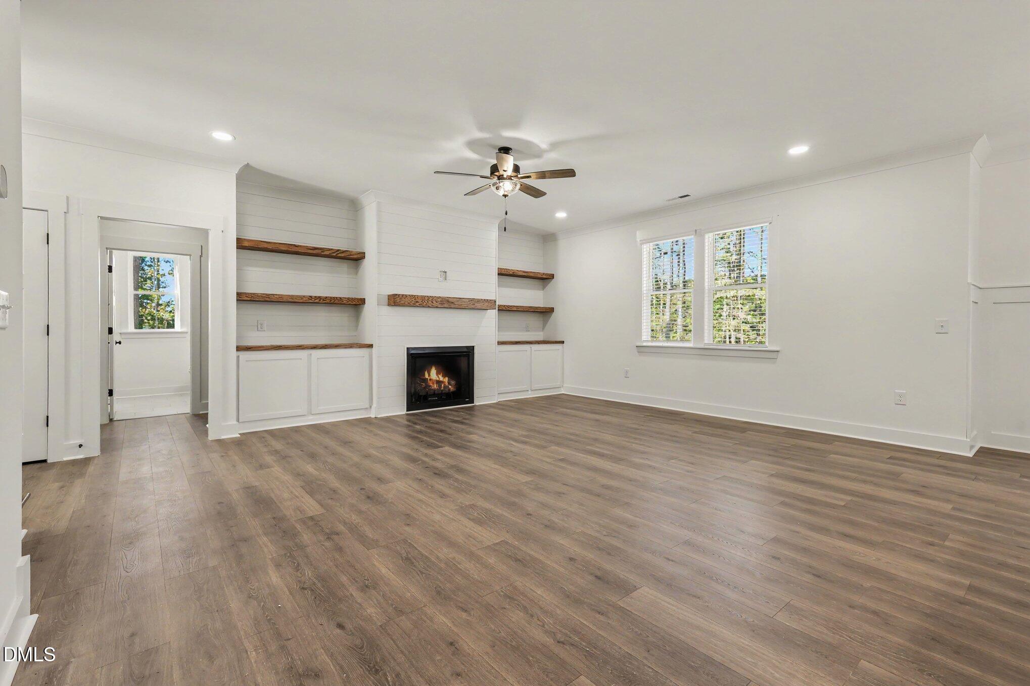 76 Beanie Court Property Photo 4