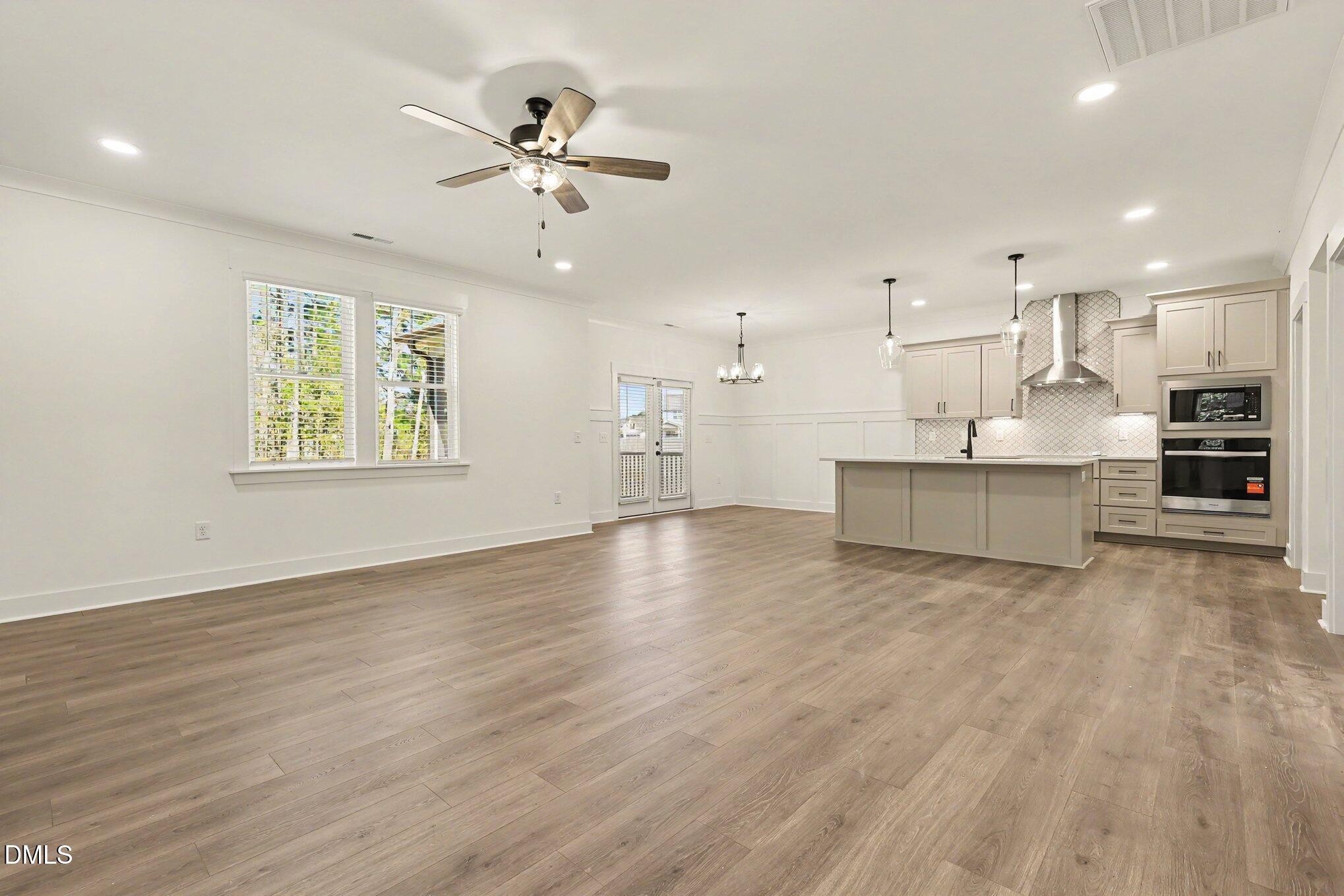 76 Beanie Court Property Photo 6