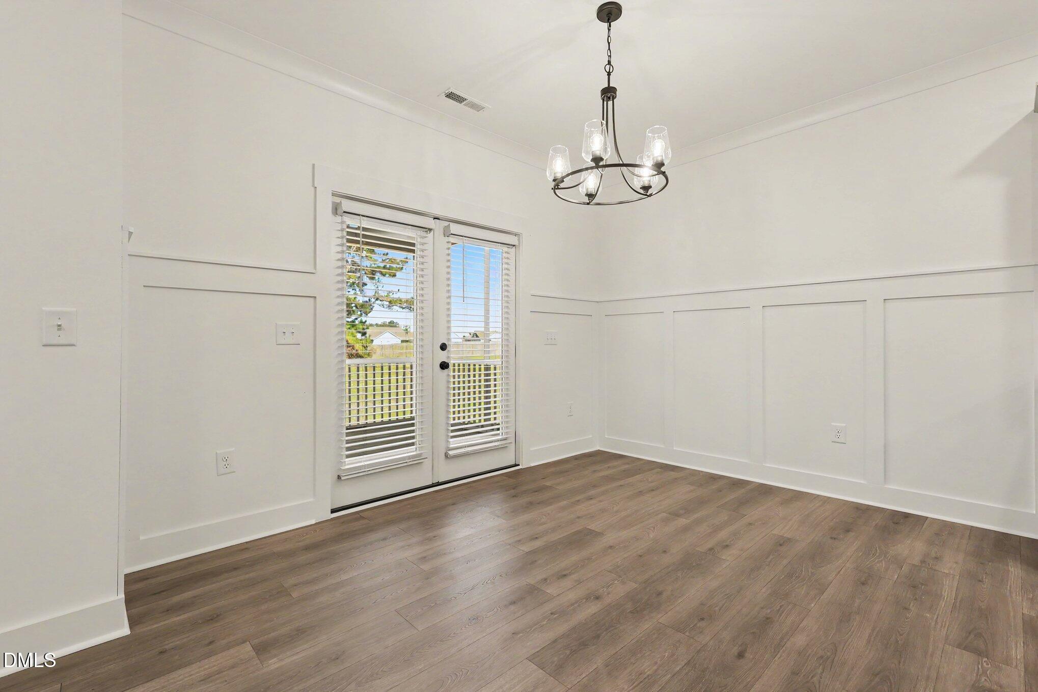 76 Beanie Court Property Photo 8