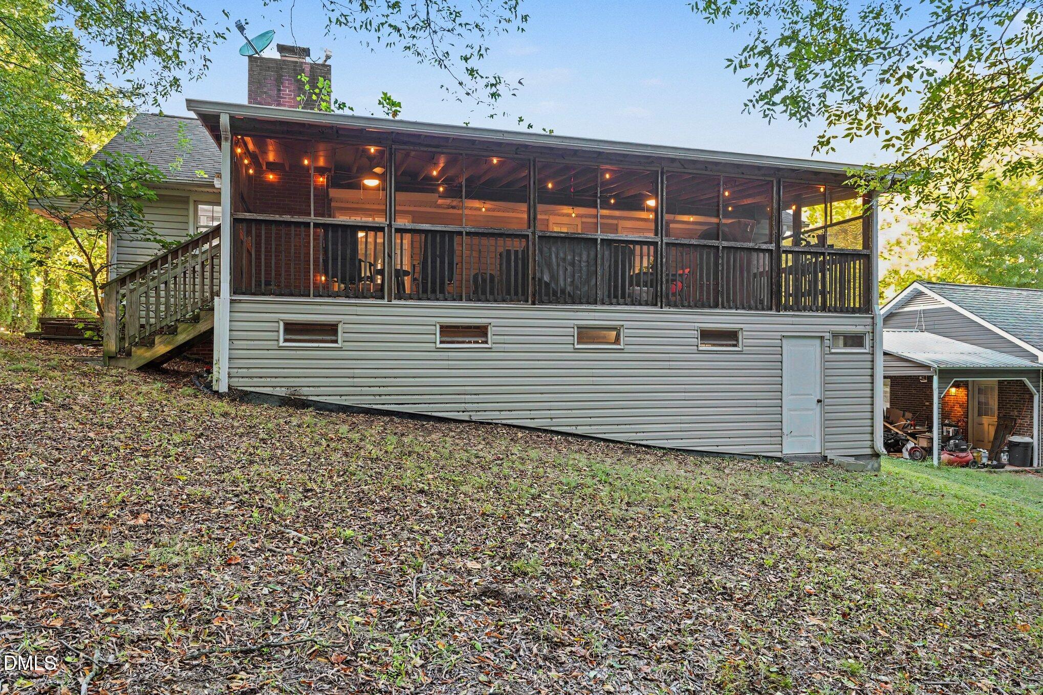 526 Osborne Road Property Photo 5