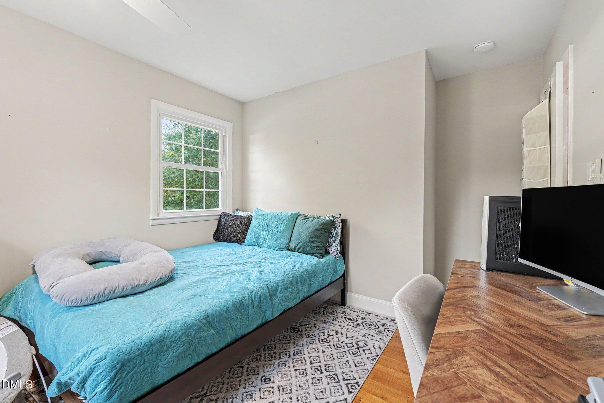 526 Osborne Road Property Photo 11