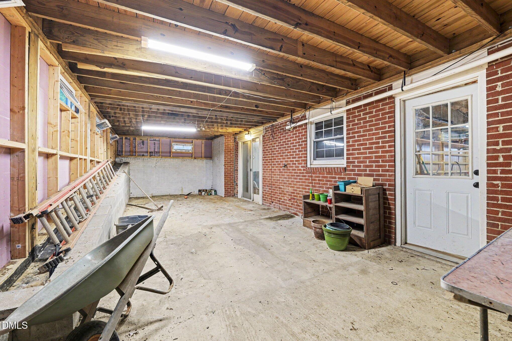 526 Osborne Road Property Photo 25
