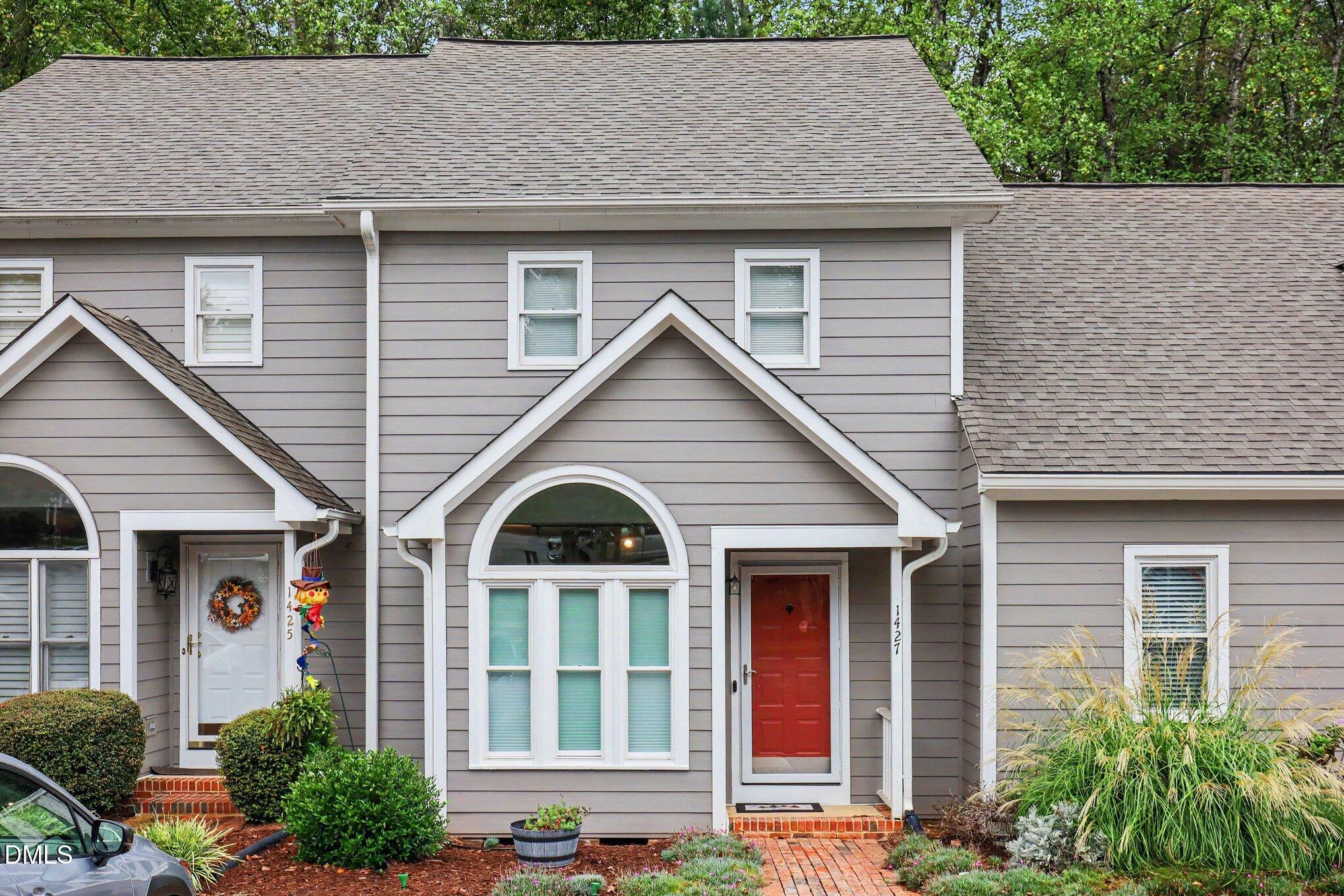 1427 Quarter Point Property Photo 1