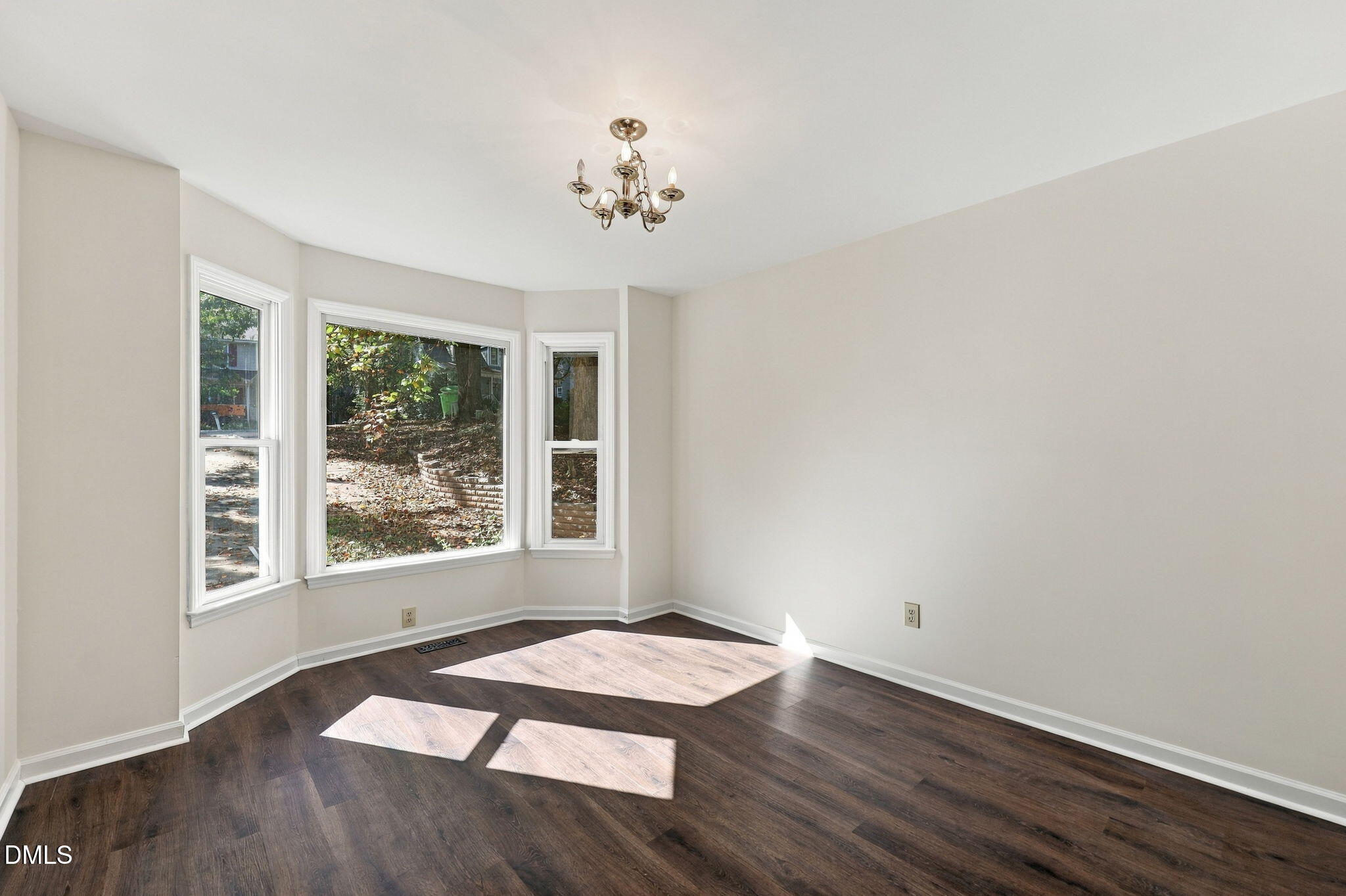 5140 Simmons Branch Trail Property Photo 4