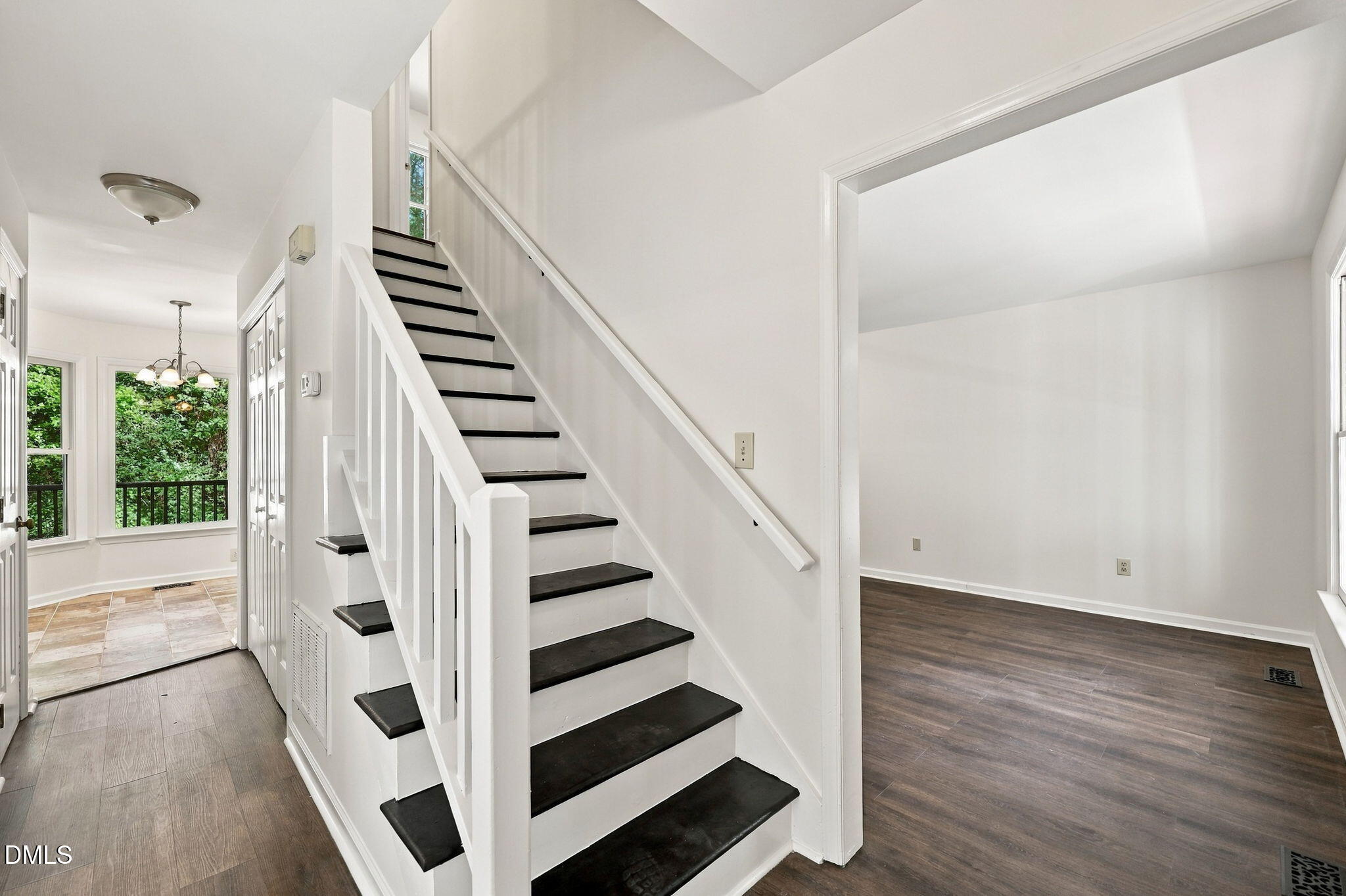 5140 Simmons Branch Trail Property Photo 6
