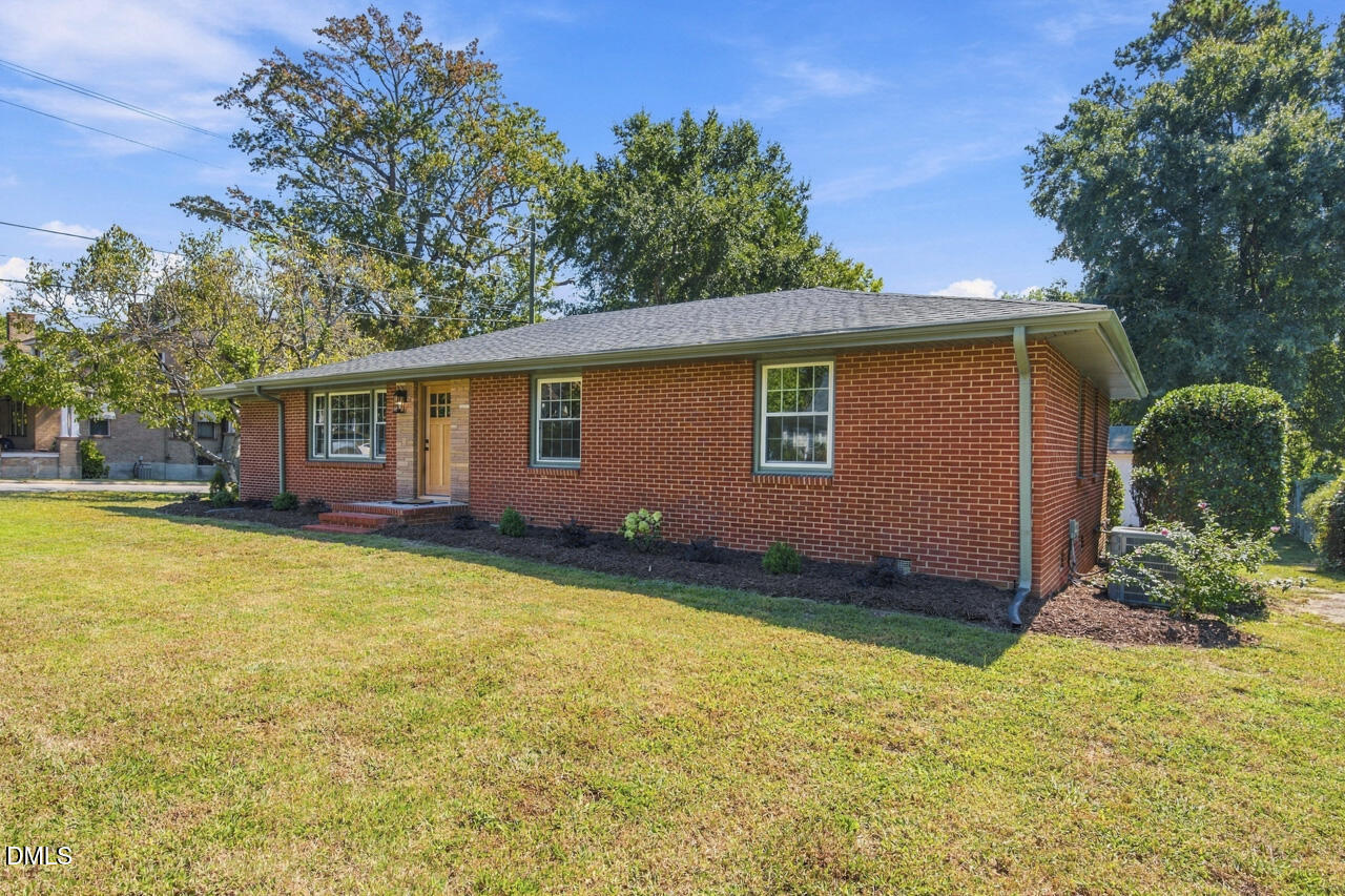 301 W Gannon Avenue Property Photo 2