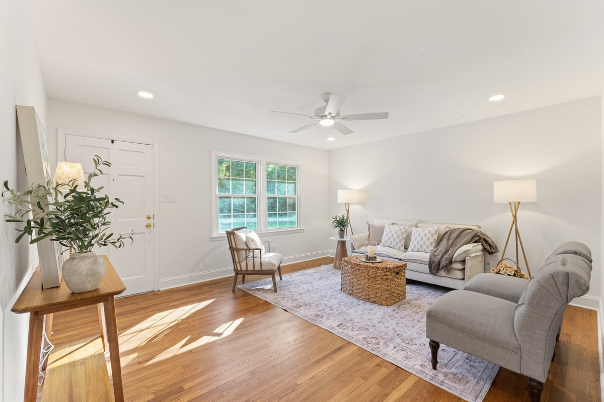 449 E Smithfield Street Property Photo 2