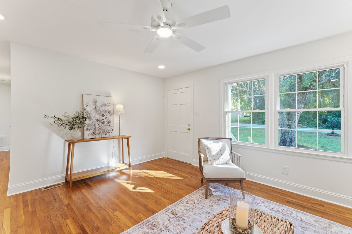 449 E Smithfield Street Property Photo 12