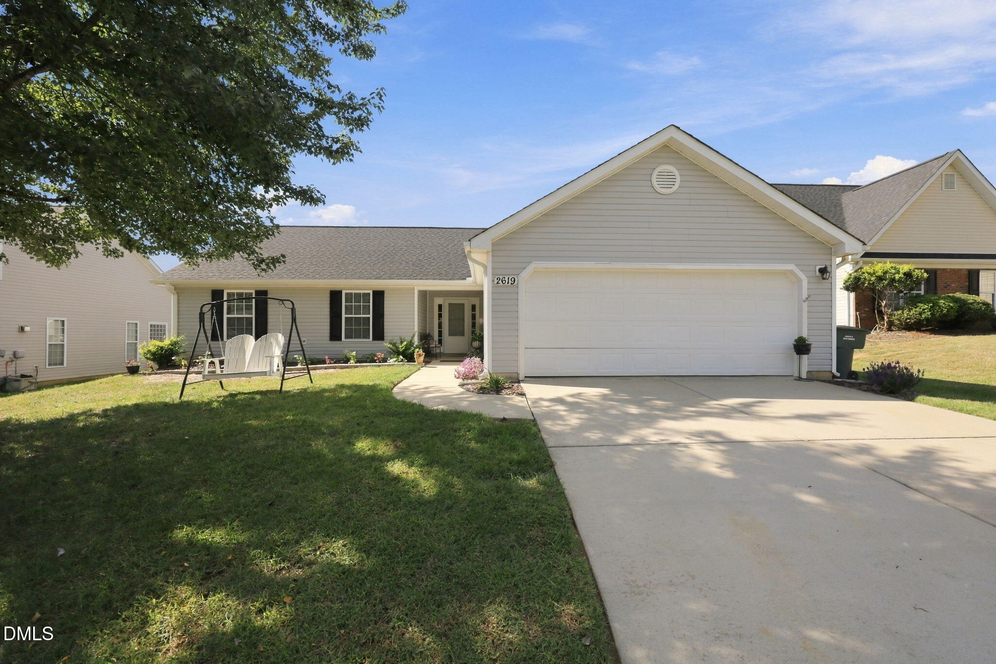 2619 Pepperstone Drive Property Photo 1