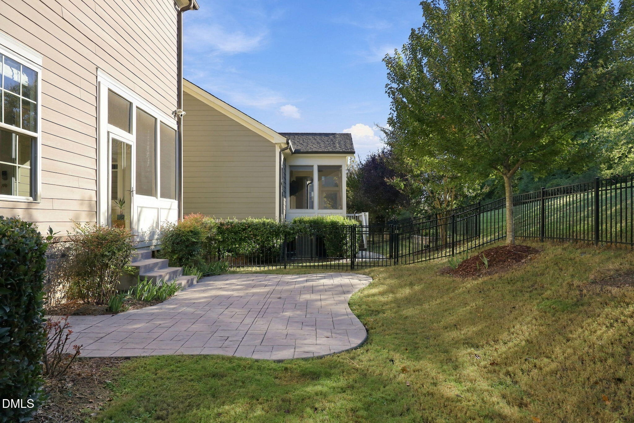 931 Regency Cottage Place Property Photo 40