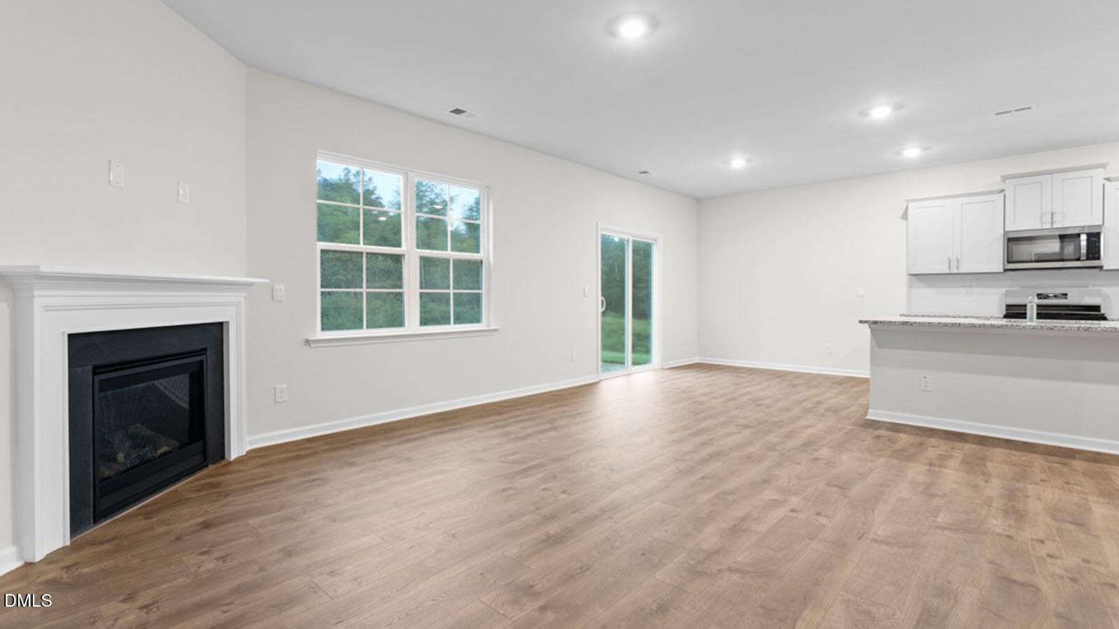 5021 Astra Lane Property Photo 12