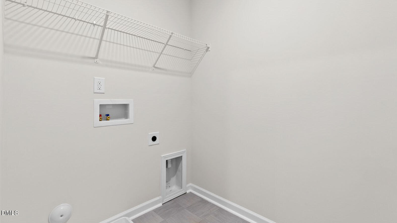 5021 Astra Lane Property Photo 23