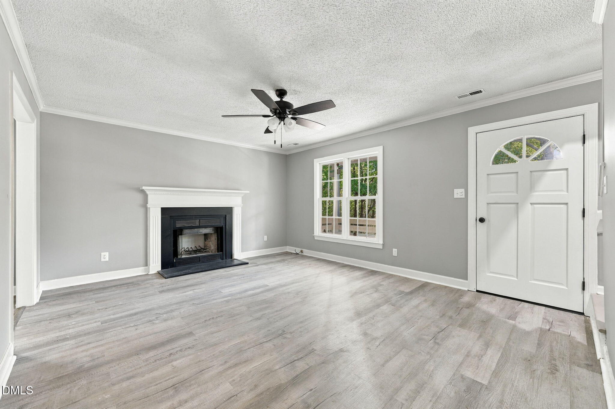 7281 Hunt Valley Trail Property Photo 8