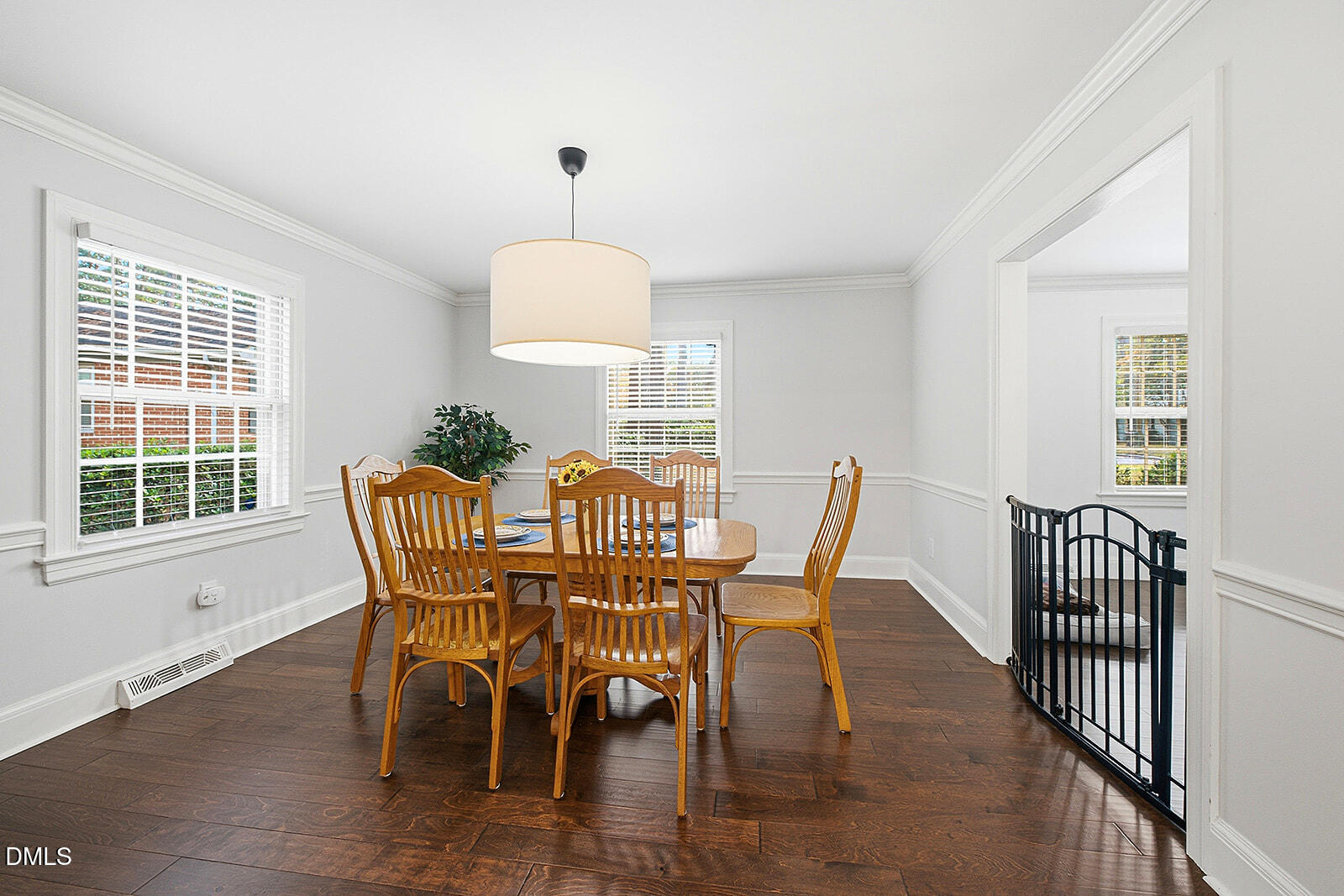 1108 Peachtree Place Nw Property Photo 14