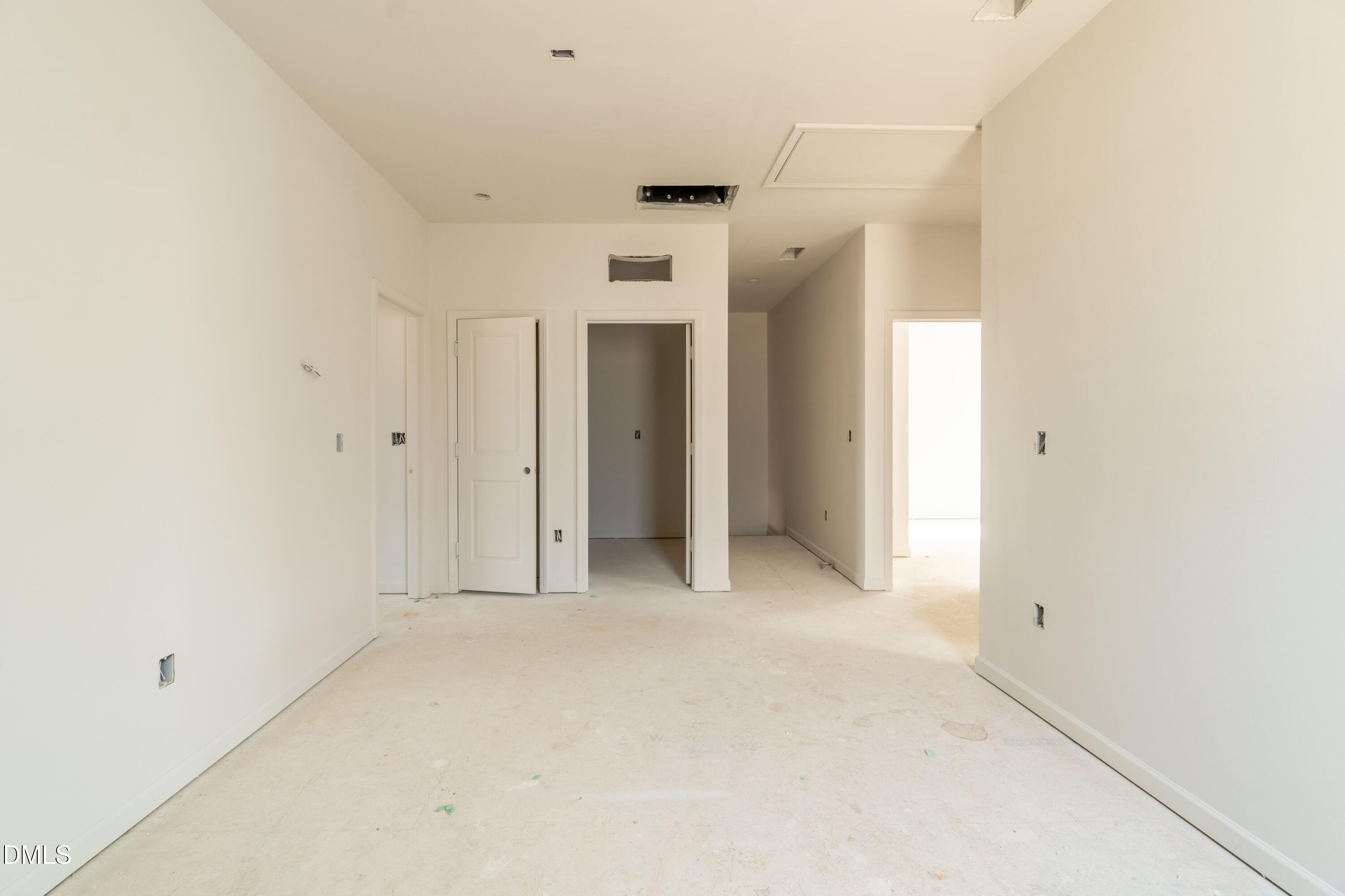561 Trove Lane Property Photo 5