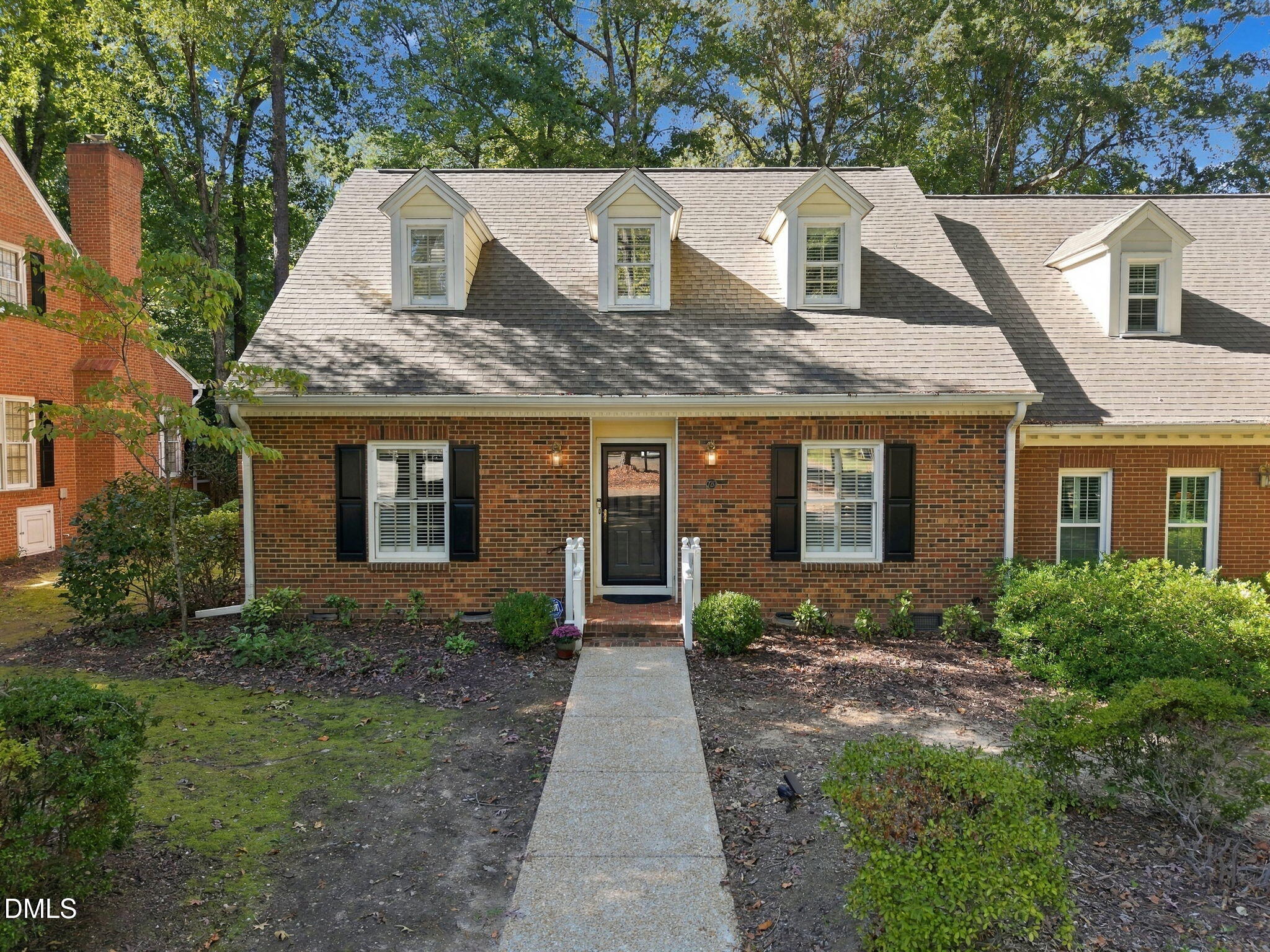 720 Weathergreen Drive Property Photo 2