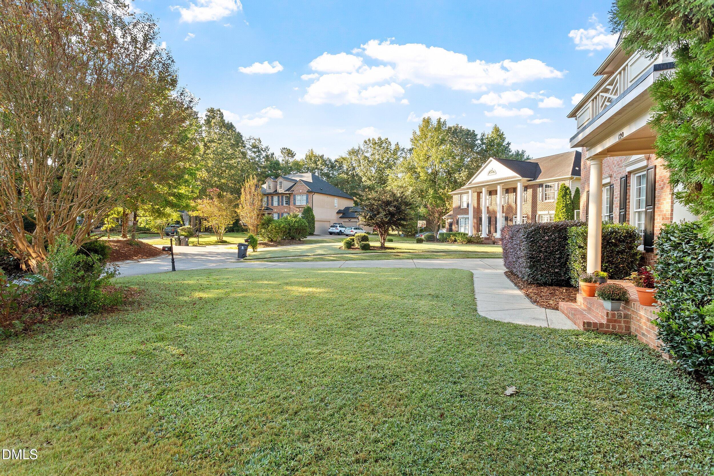 120 Arlen Park Place Property Photo 4